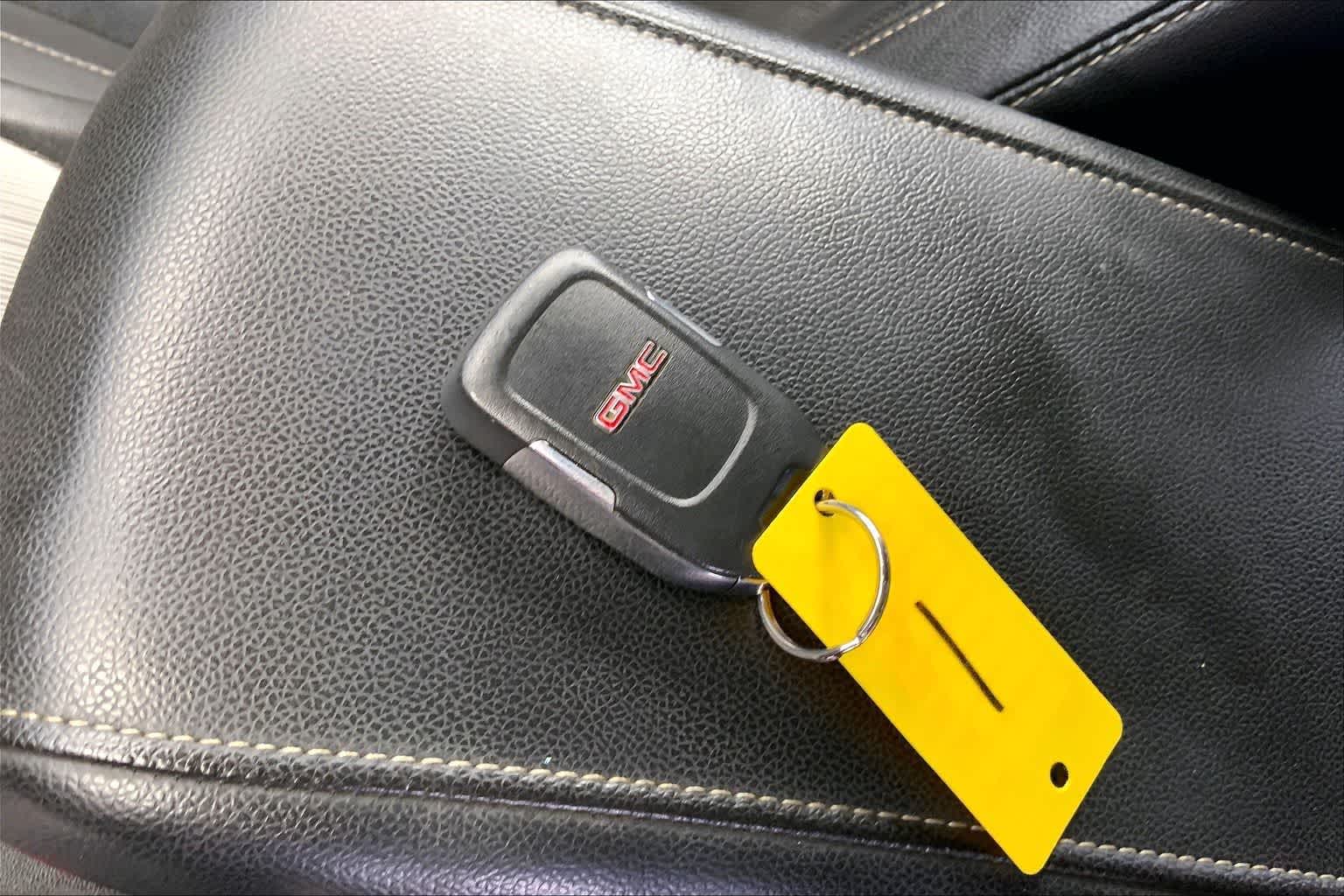 Thumbnail: 2019 GMC Acadia - 20