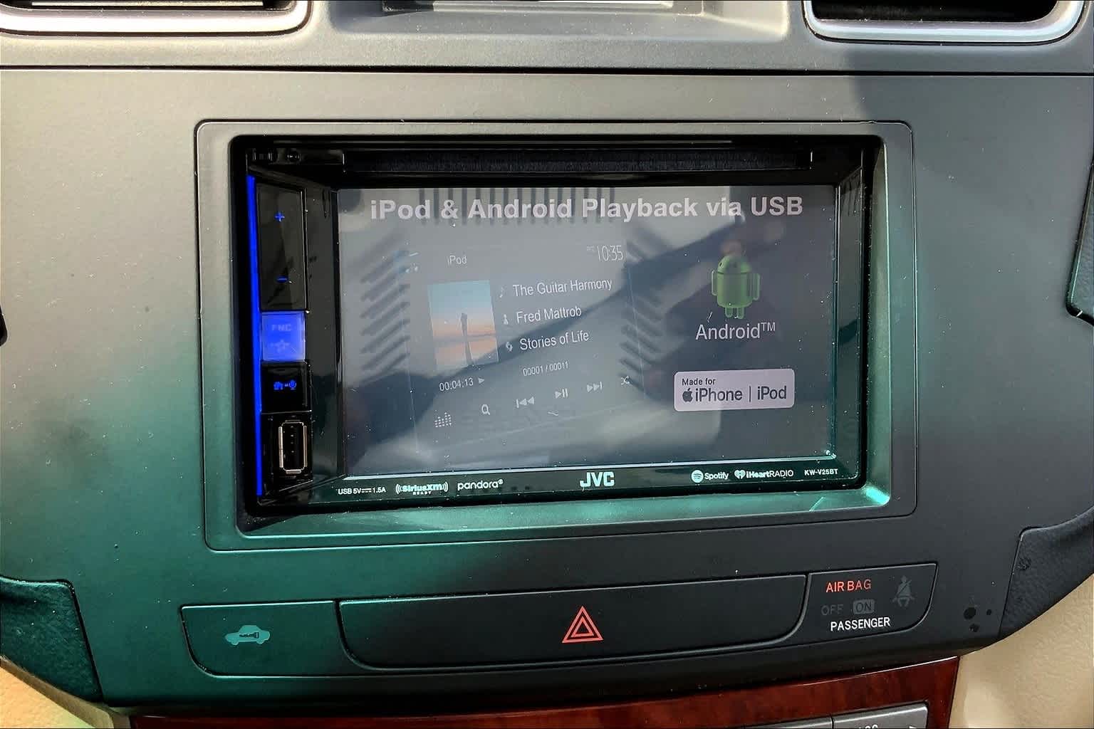 Thumbnail: 2012 Toyota Highlander - 25