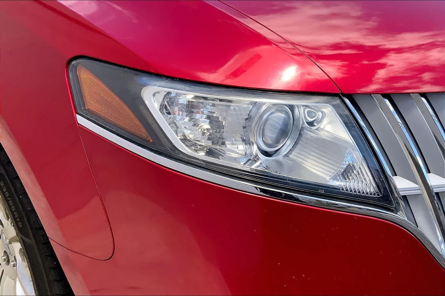 Thumbnail: 2010 Lincoln MKT - 31