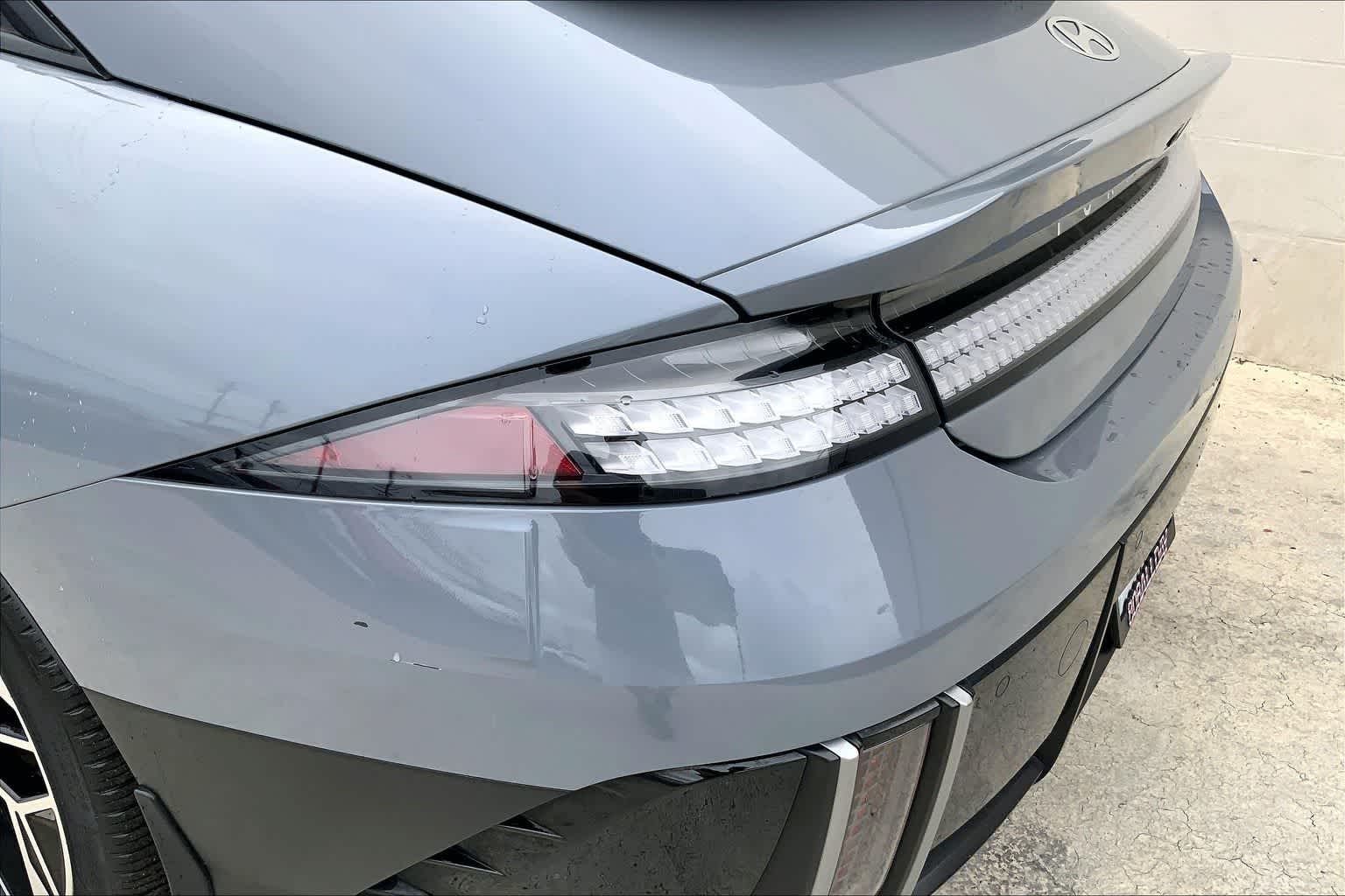 Thumbnail: 2023 Hyundai Ioniq 6 - 32