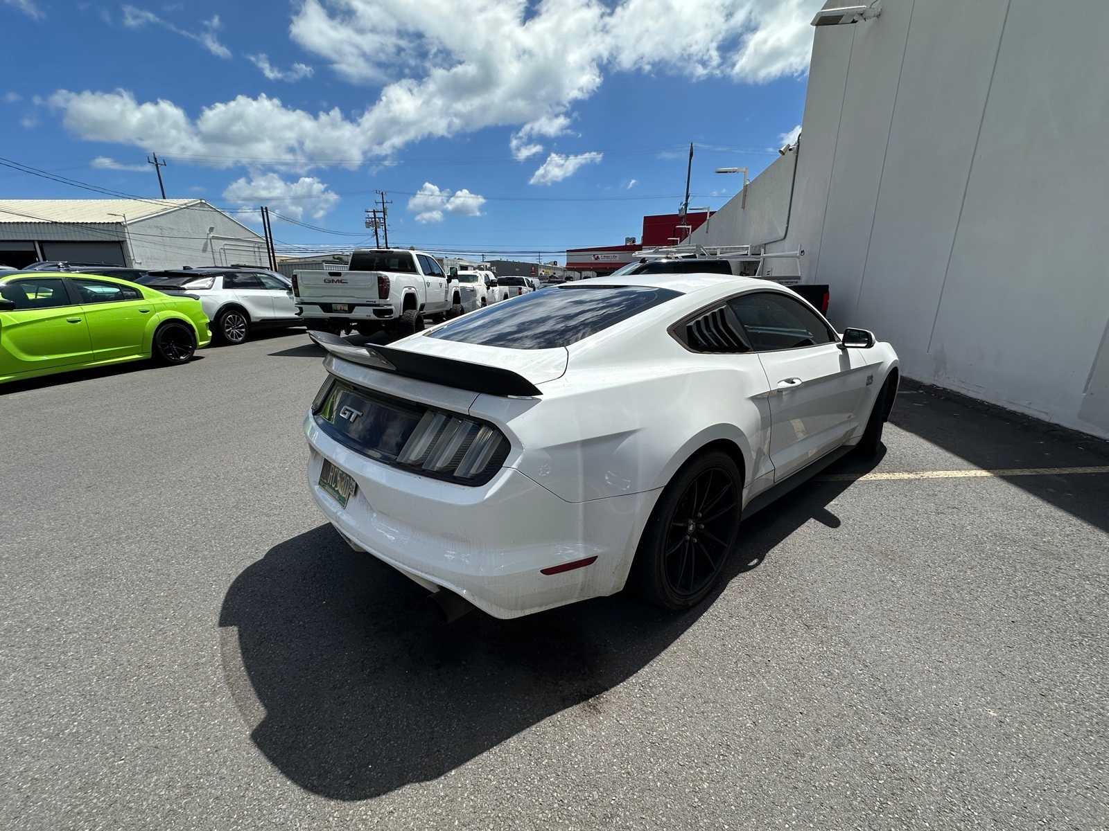 Thumbnail: 2017 Ford Mustang - 5