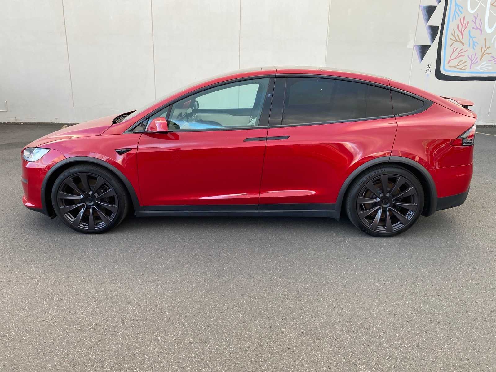 Thumbnail: 2022 Tesla Model X - 8