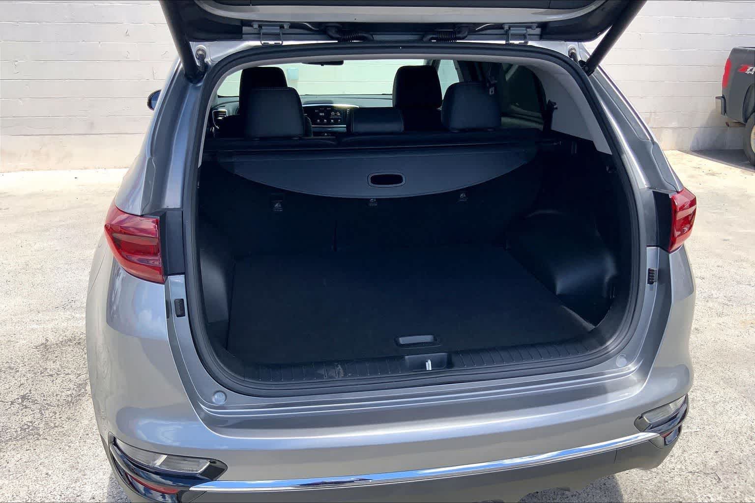 Thumbnail: 2020 Kia Sportage - 18