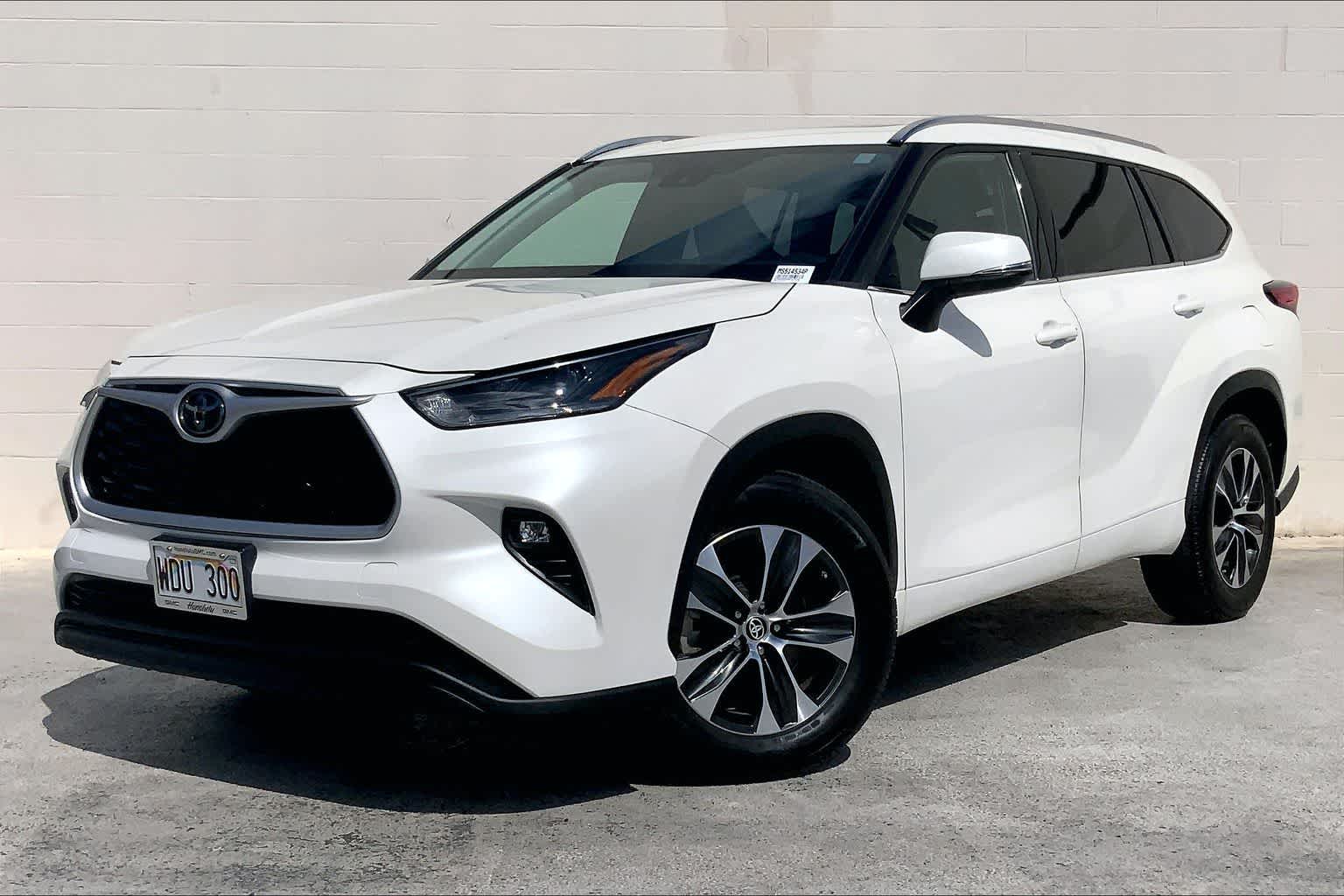 Thumbnail: 2021 Toyota Highlander - 1
