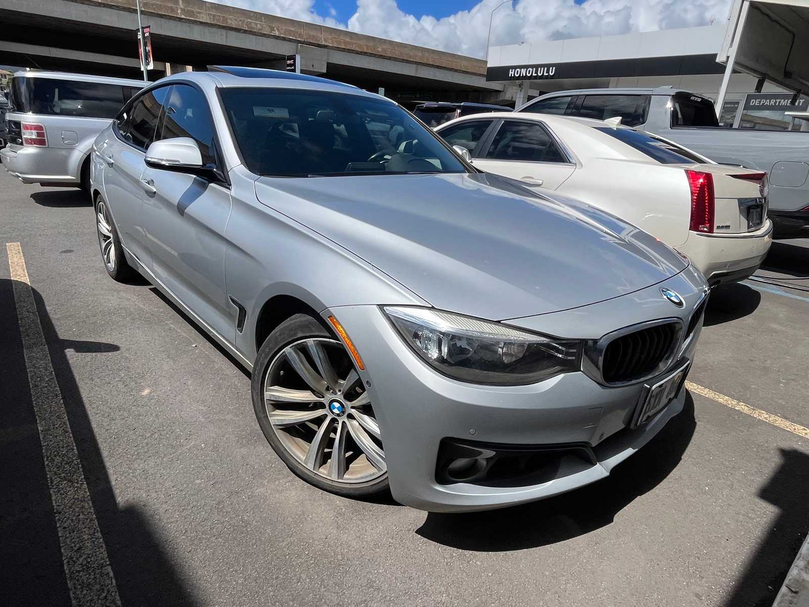 Thumbnail: 2016 BMW 3 Series - 2