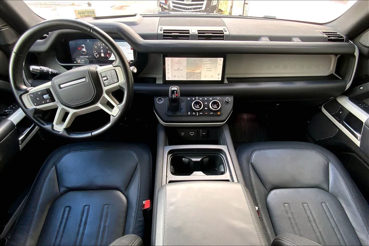 Thumbnail: 2022 Land Rover Defender - 11