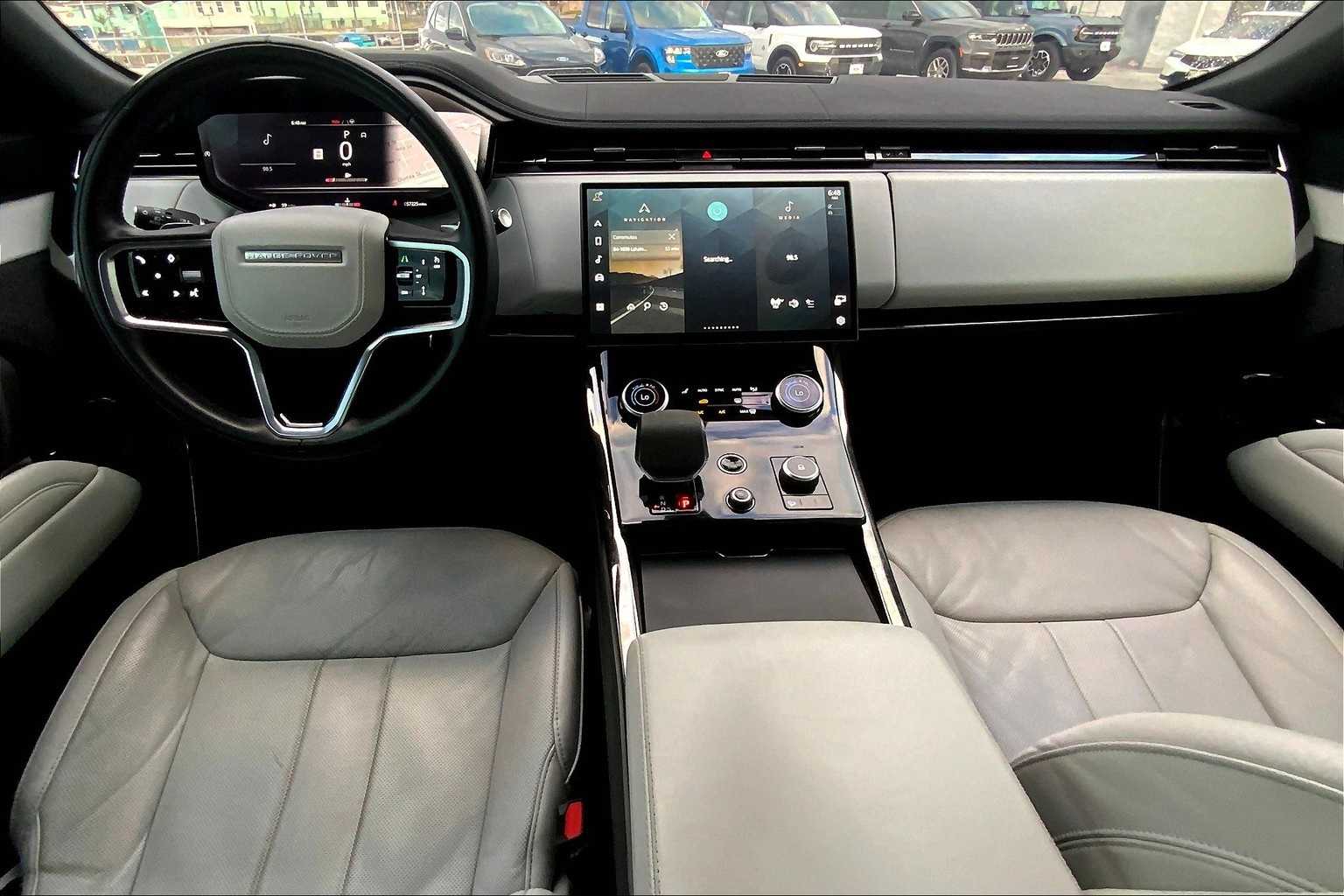 Thumbnail: 2023 Land Rover Range Rover Sport - 9