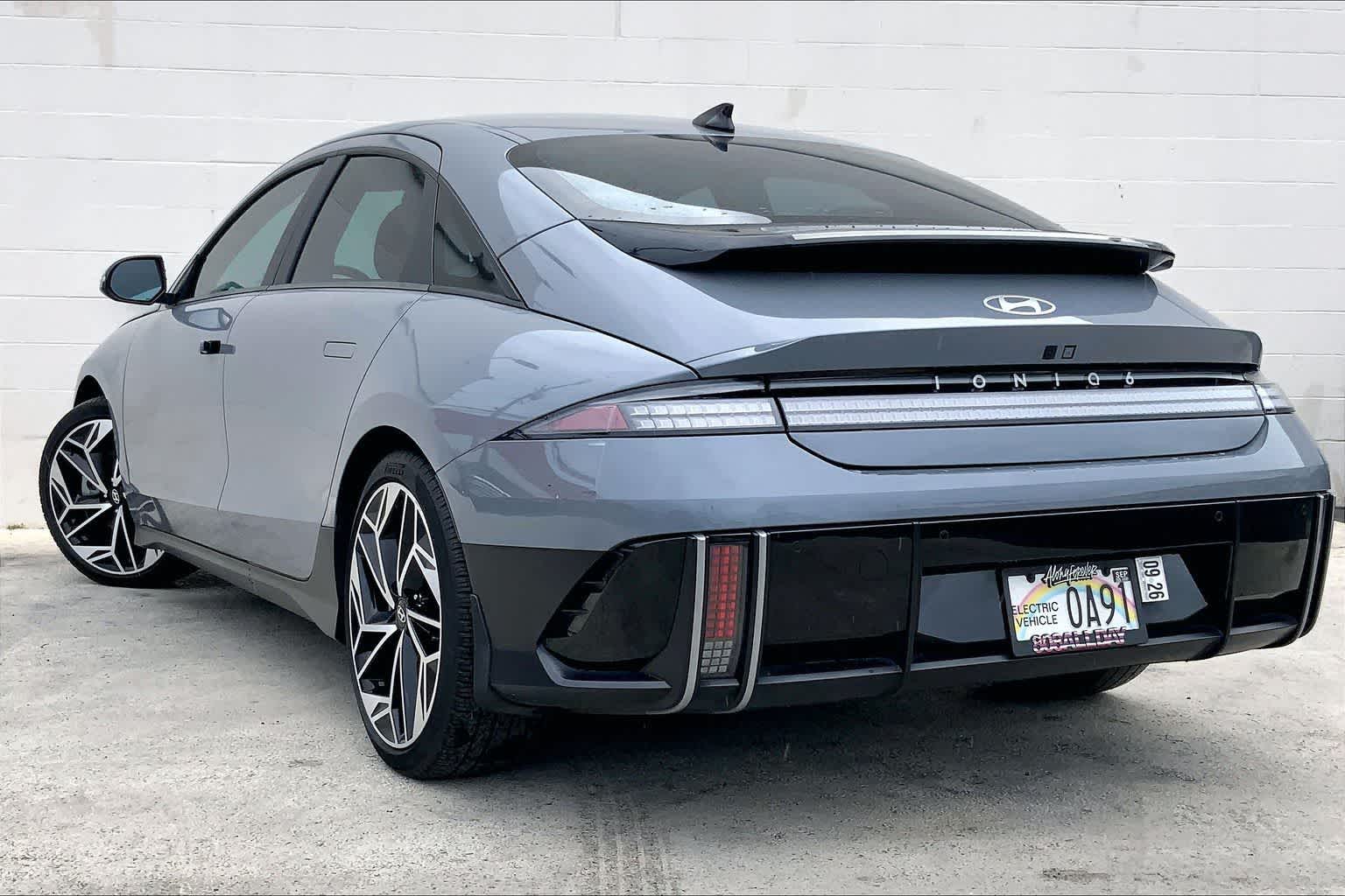 Thumbnail: 2023 Hyundai Ioniq 6 - 5