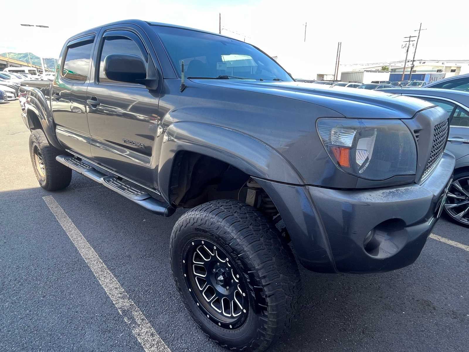 Thumbnail: 2011 Toyota Tacoma - 2