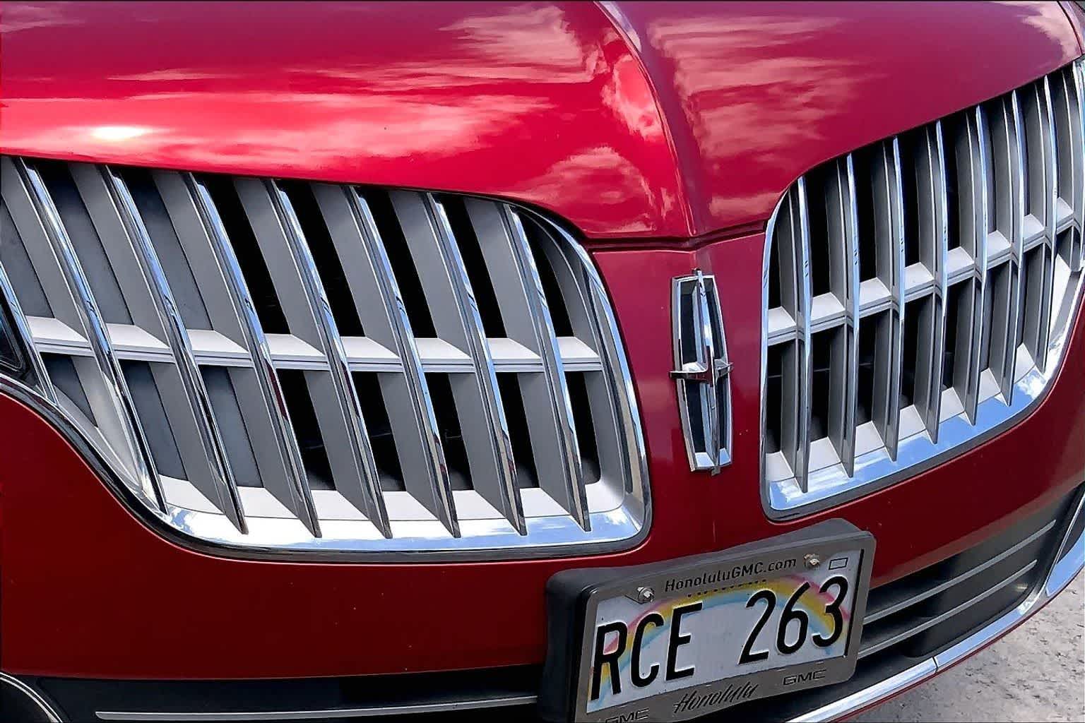 Thumbnail: 2010 Lincoln MKT - 33