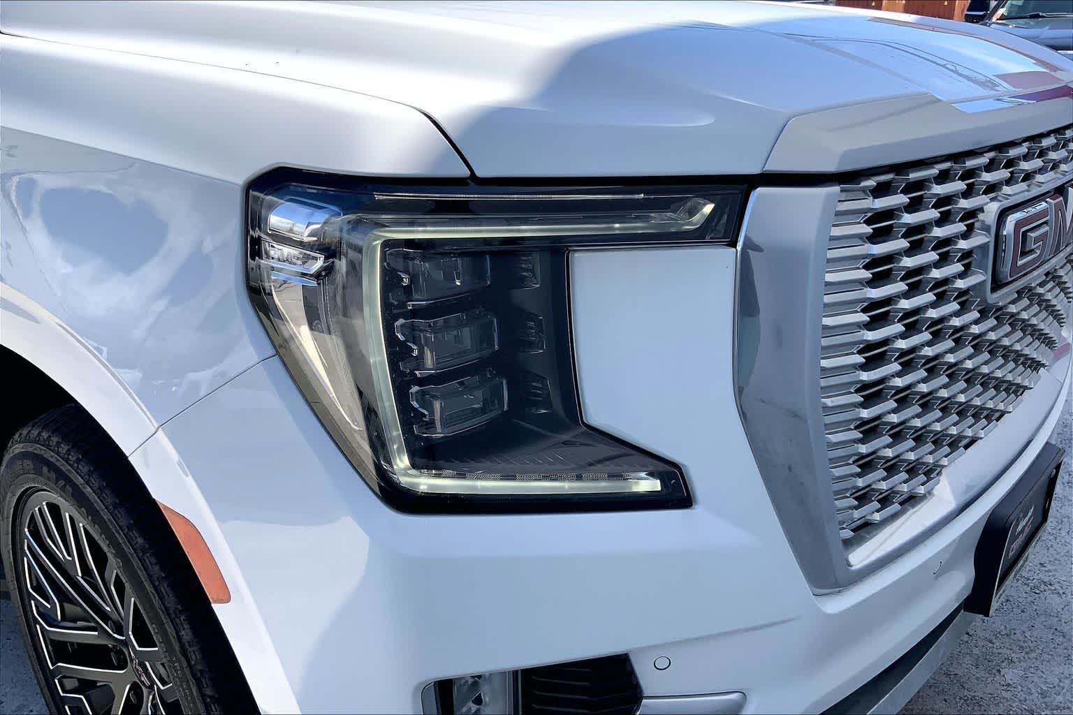 Thumbnail: 2021 GMC Yukon - 31
