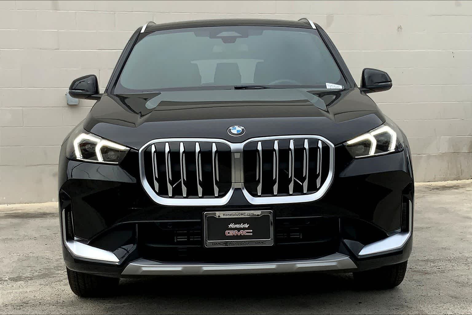 Thumbnail: 2025 BMW X1 - 8