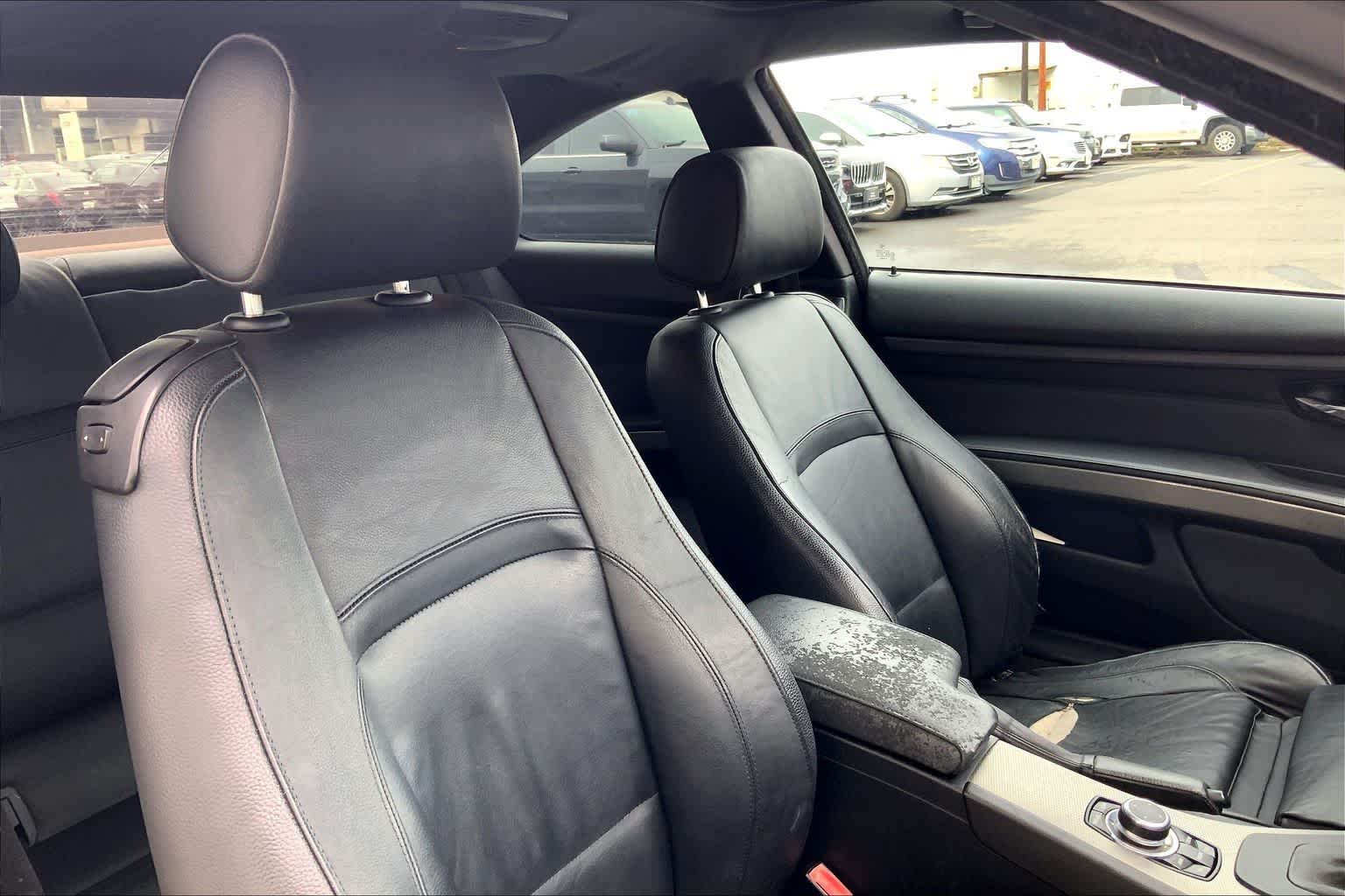 Thumbnail: 2011 BMW 3 Series - 13