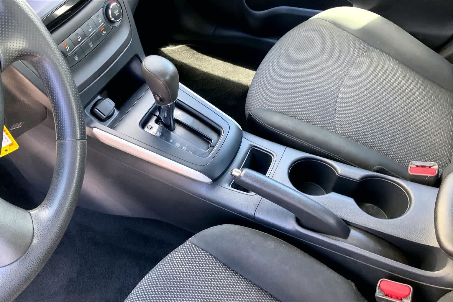 Thumbnail: 2019 Nissan Sentra - 16