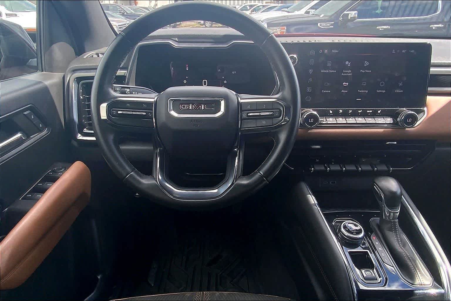 Thumbnail: 2023 GMC Canyon - 15