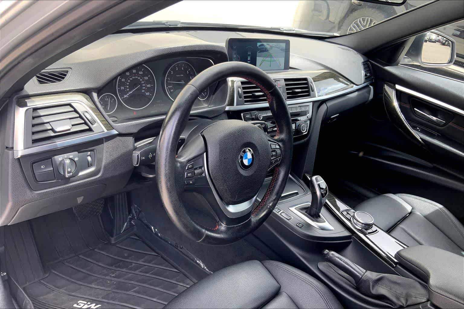 Thumbnail: 2017 BMW 3 Series - 2