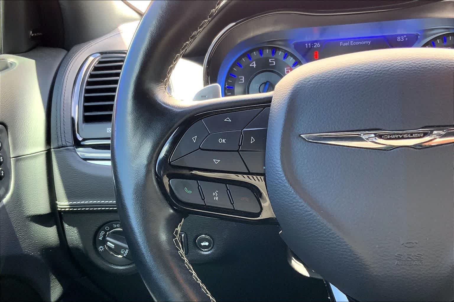Thumbnail: 2023 Chrysler 300 - 25