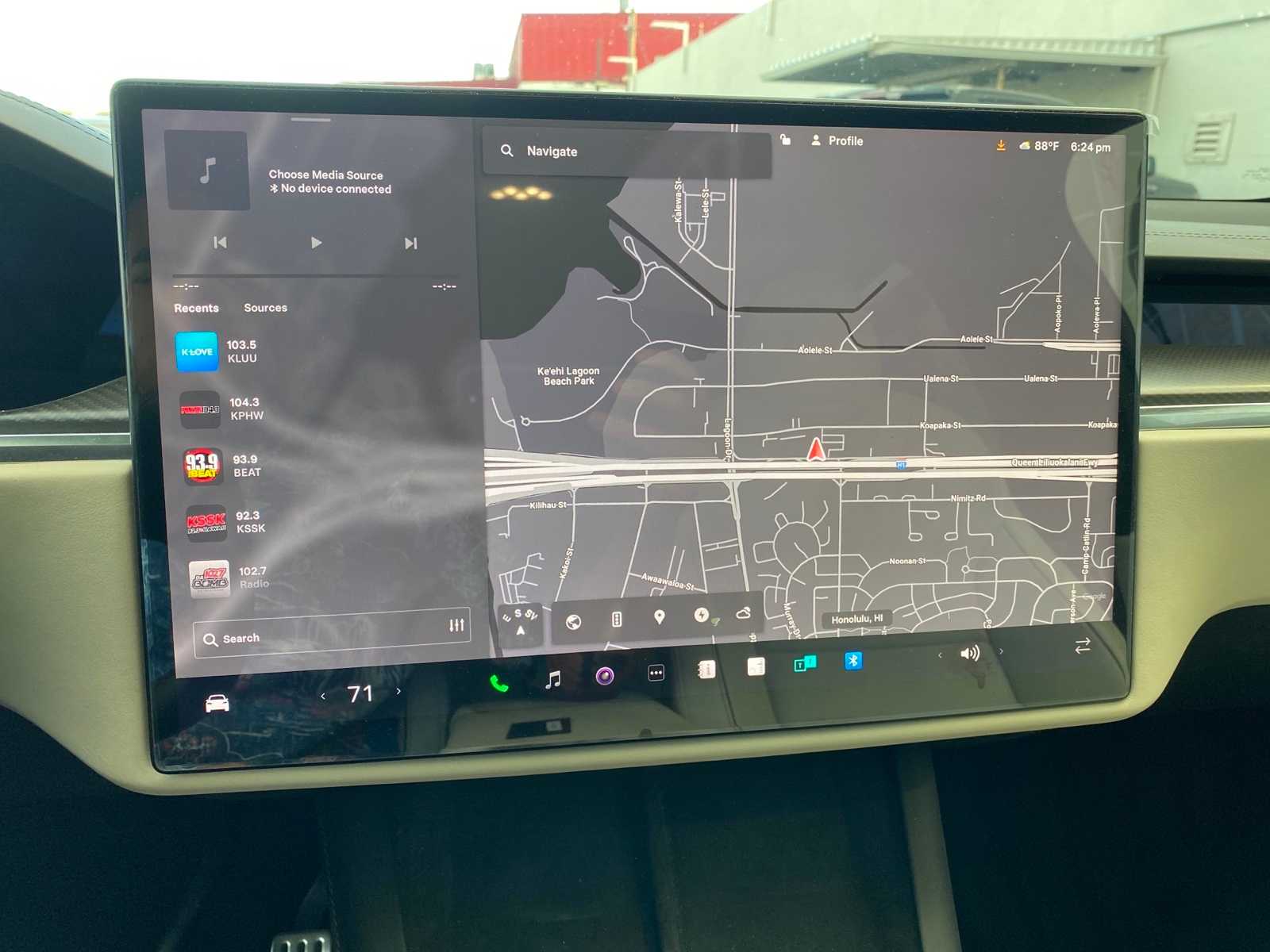 Thumbnail: 2022 Tesla Model X - 13