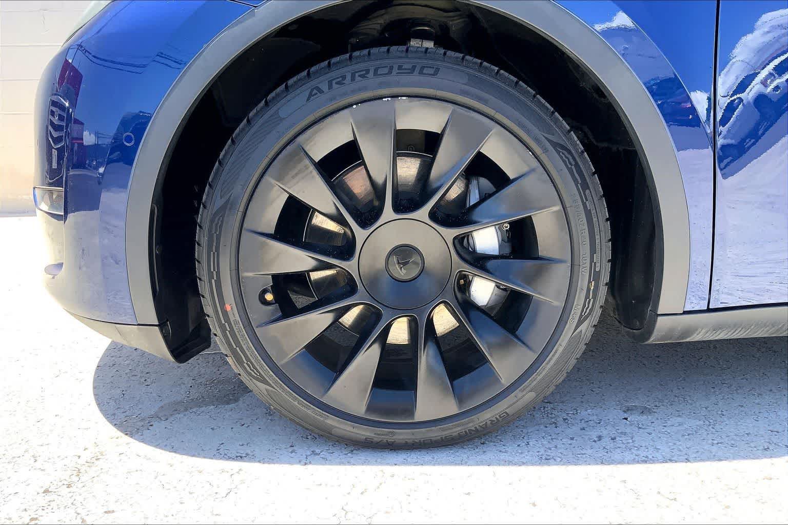 Thumbnail: 2021 Tesla Model Y - 9