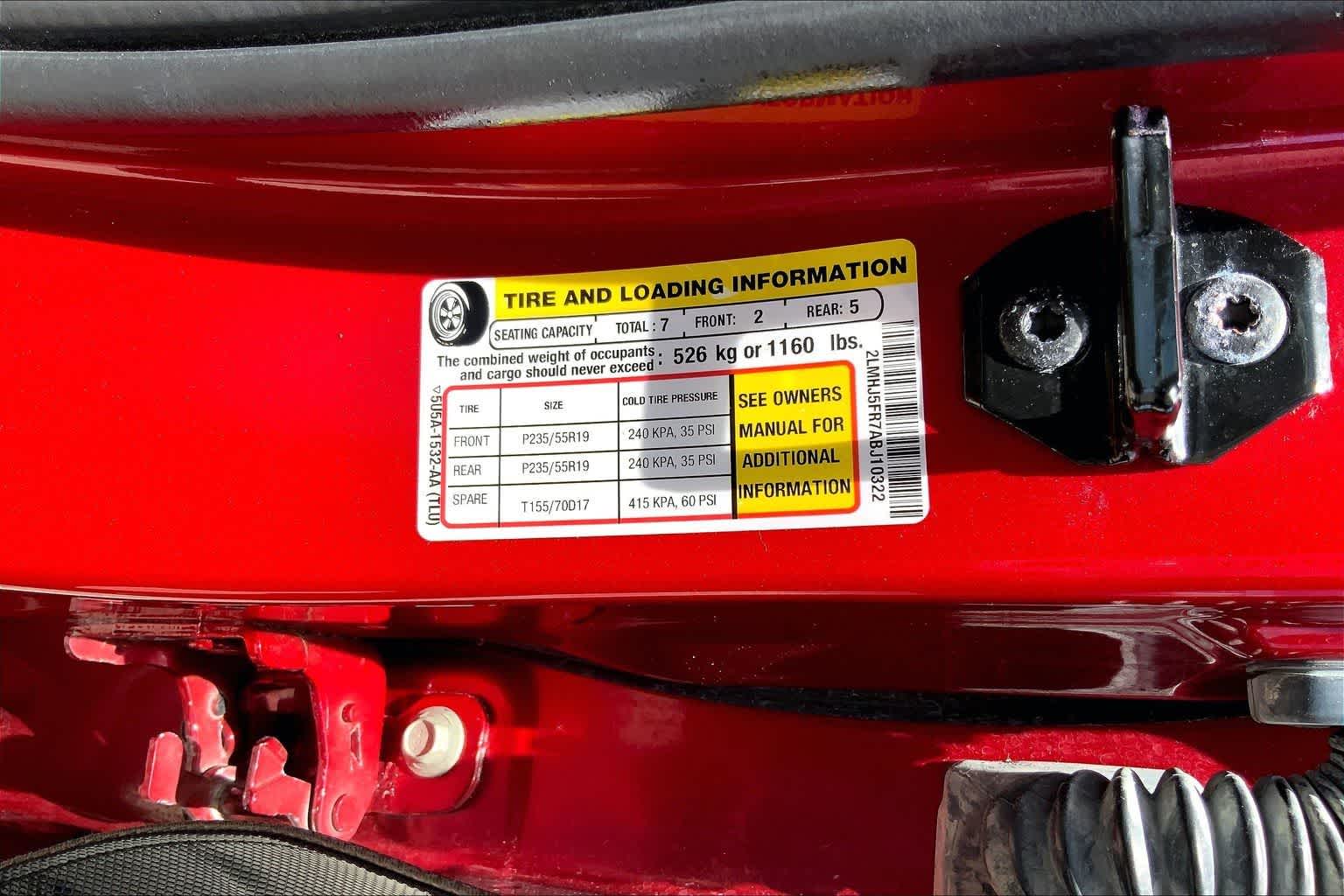 Thumbnail: 2010 Lincoln MKT - 20