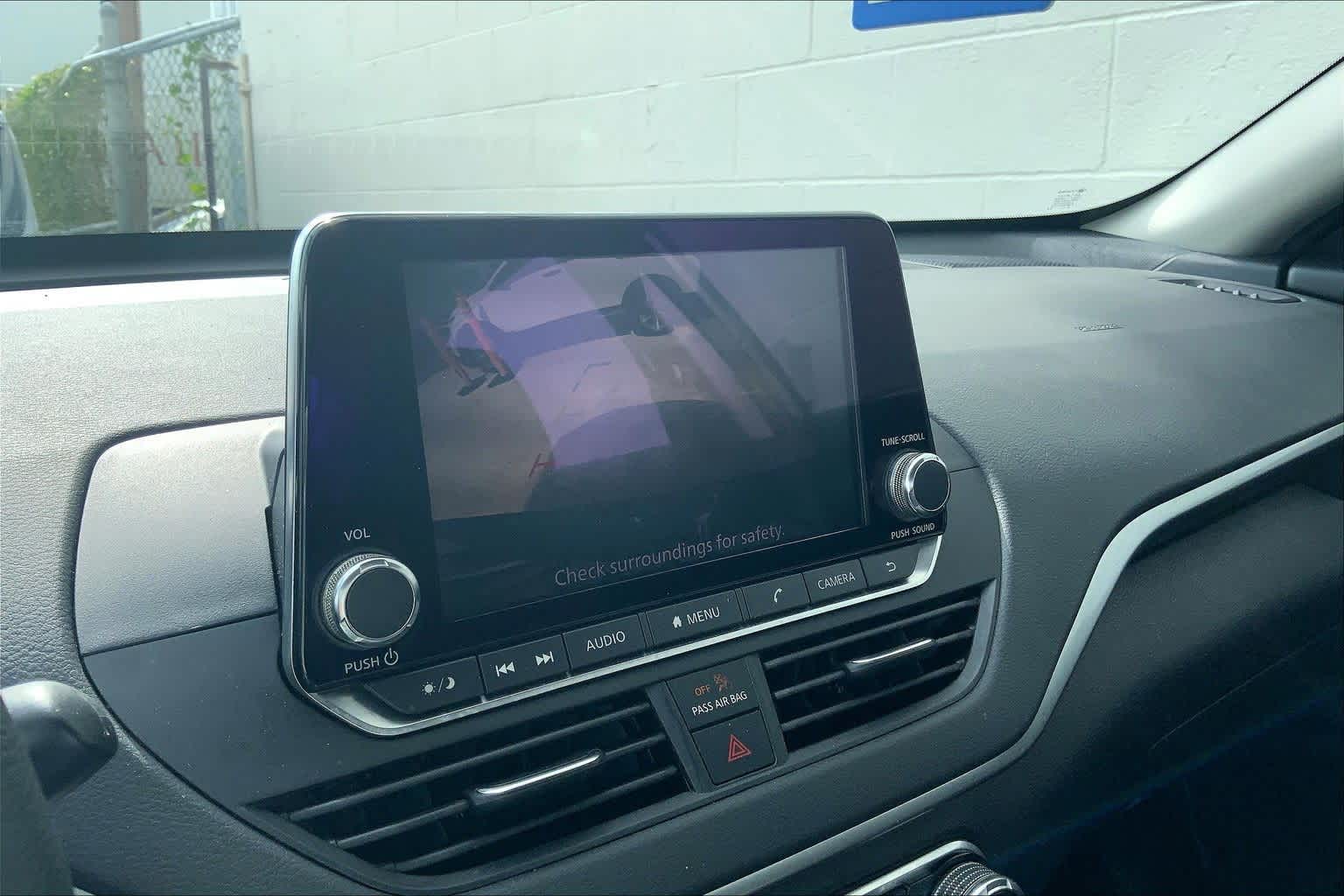 Thumbnail: 2019 Nissan Altima - 23