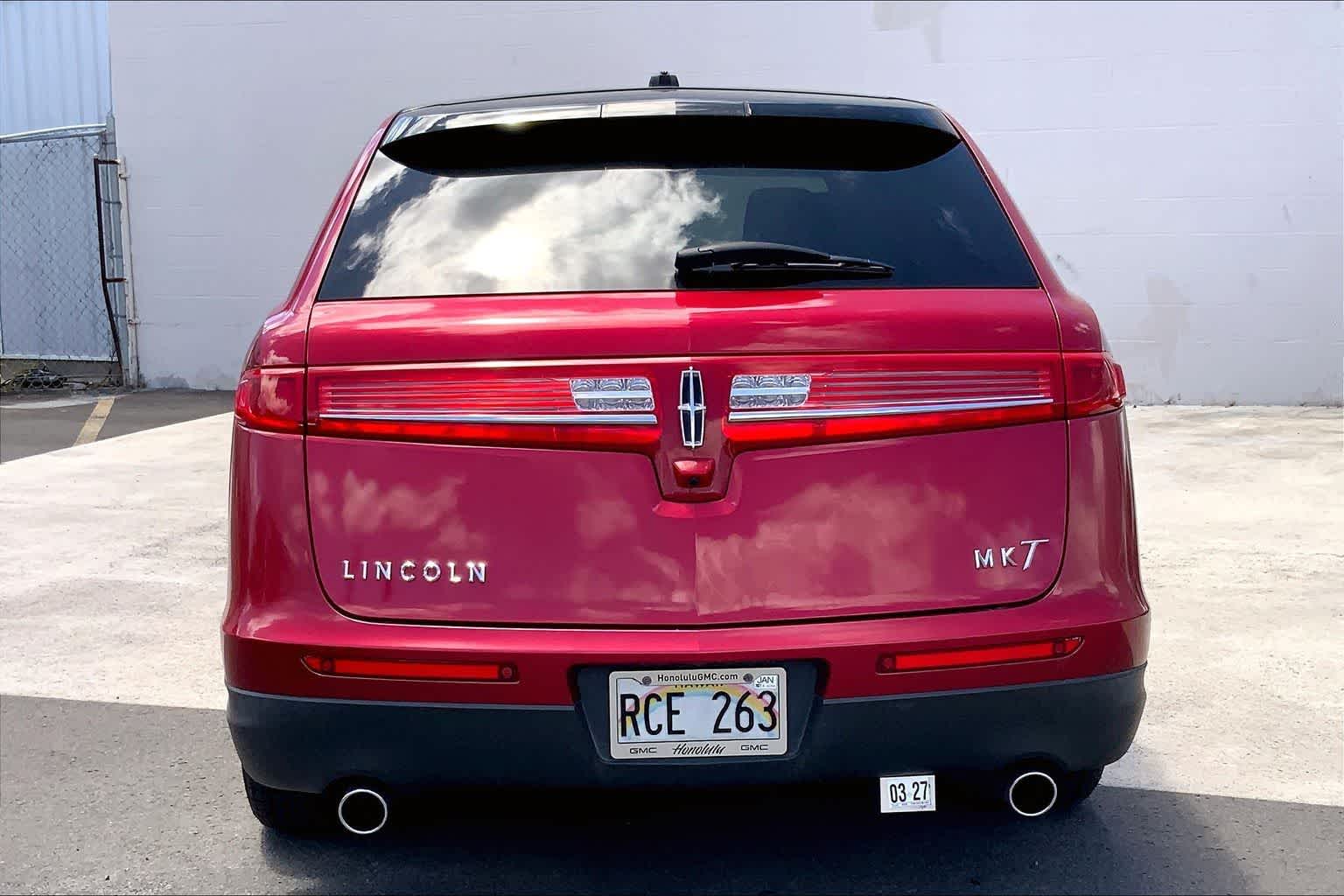 Thumbnail: 2010 Lincoln MKT - 6