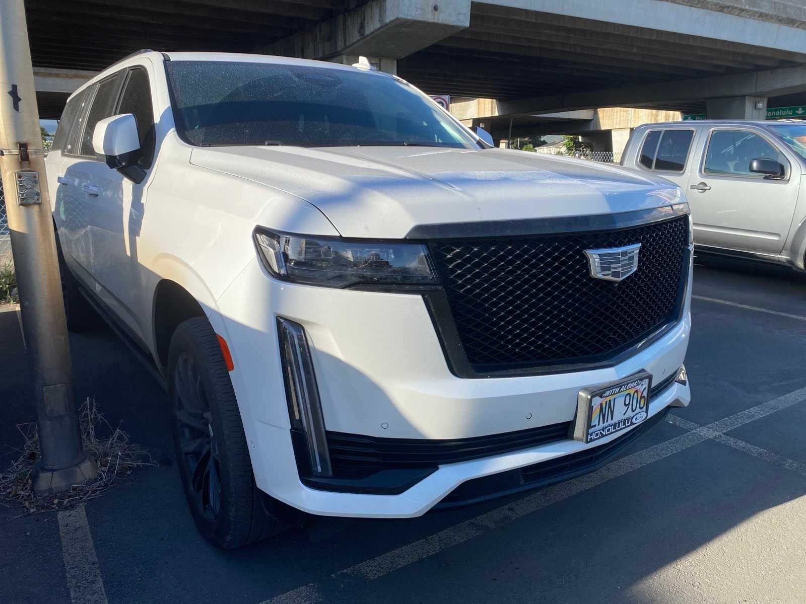 2023 Cadillac Escalade ESV Sport Platinum 3