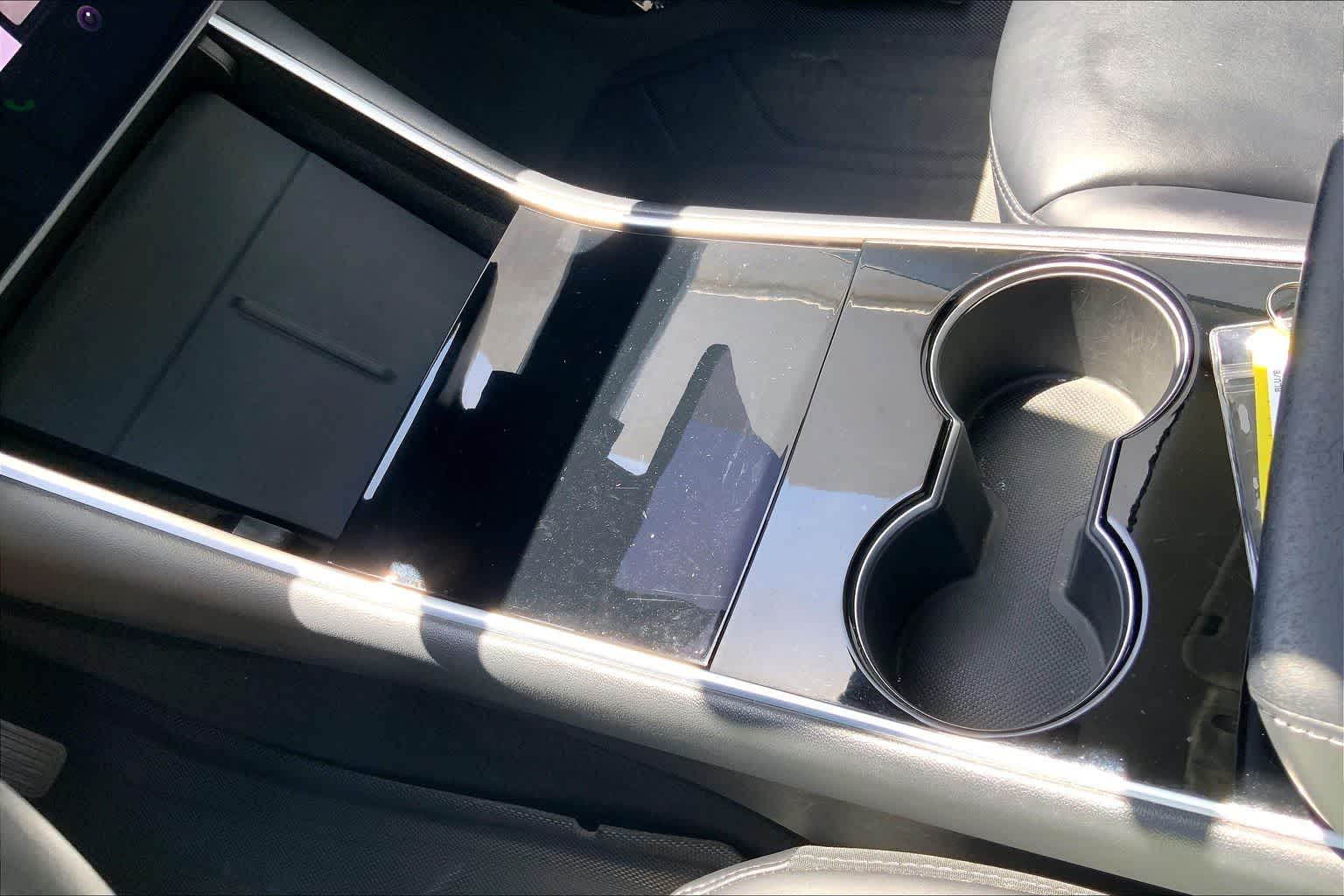 Thumbnail: 2021 Tesla Model Y - 17