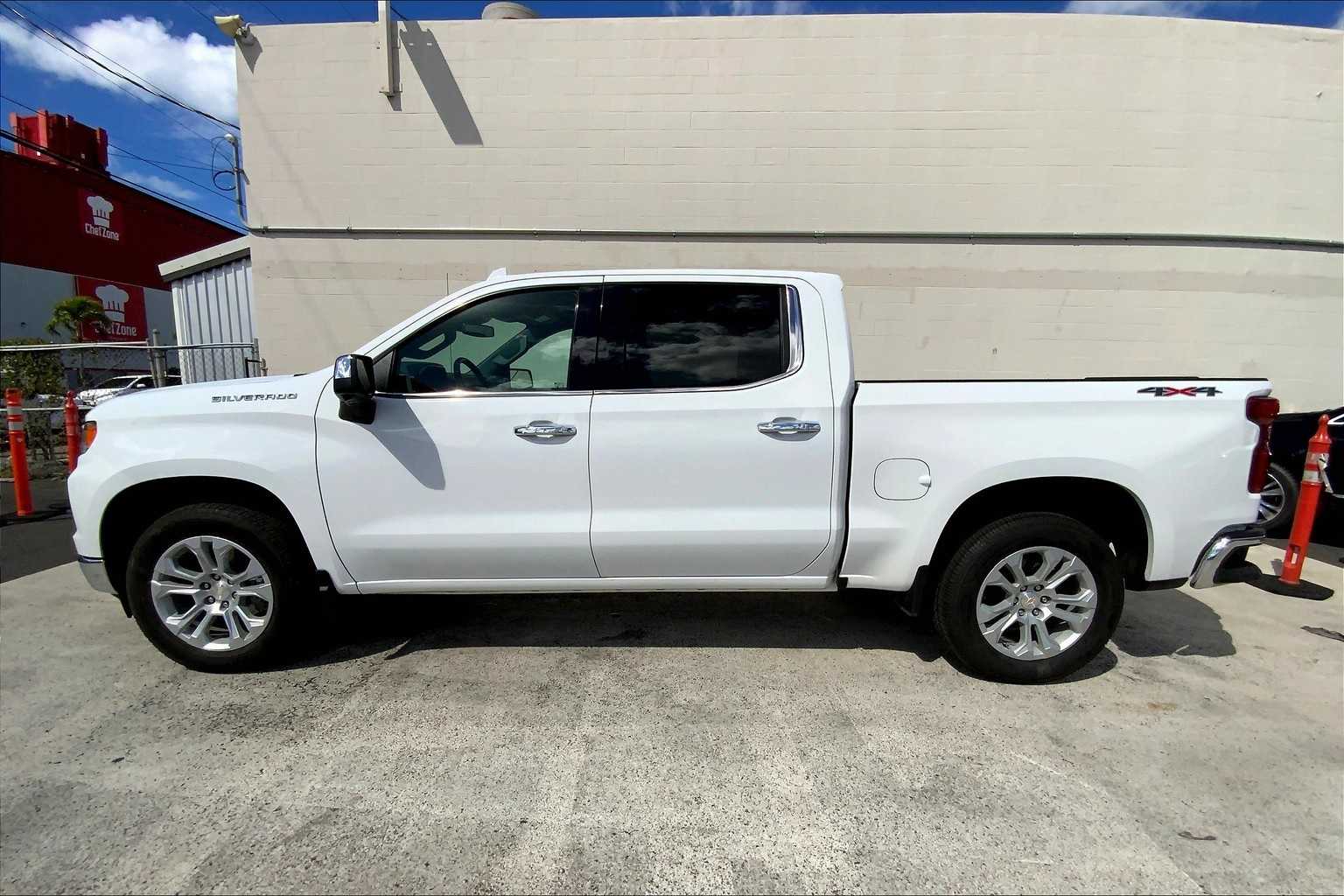 Thumbnail: 2023 Chevrolet Silverado 1500 - 4