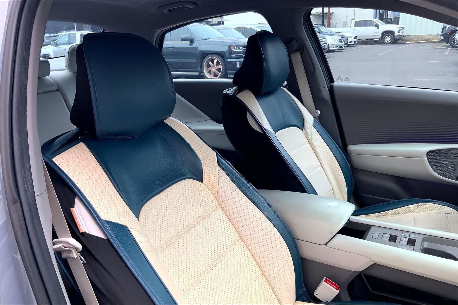 Thumbnail: 2023 Hyundai Ioniq 6 - 14