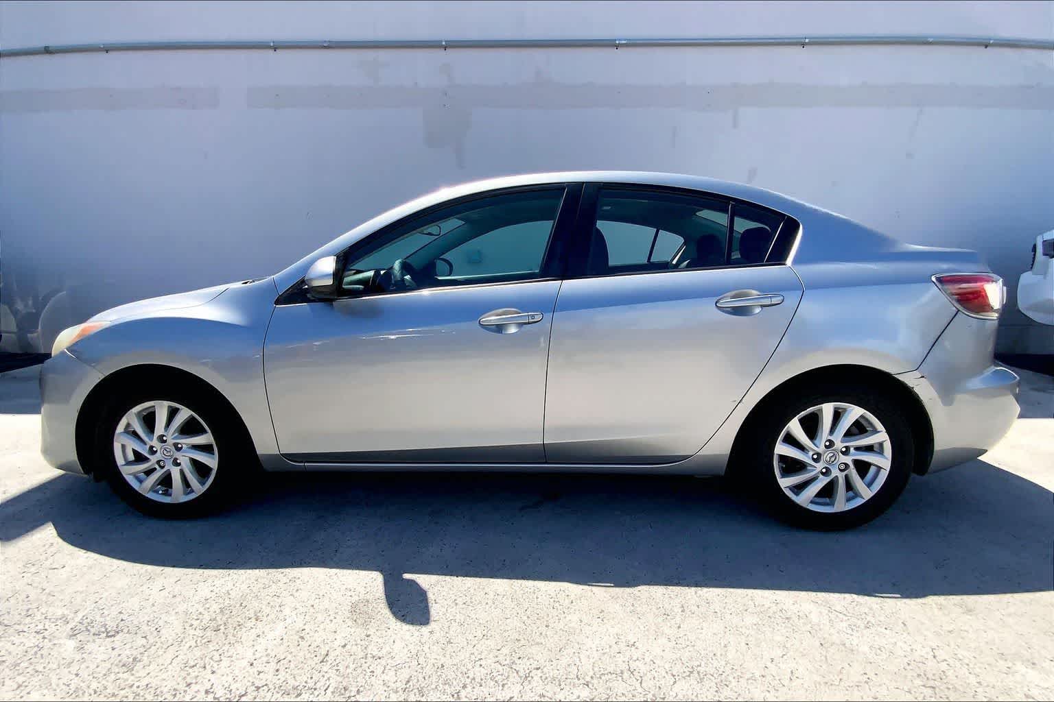 Thumbnail: 2012 Mazda Mazda3 - 3