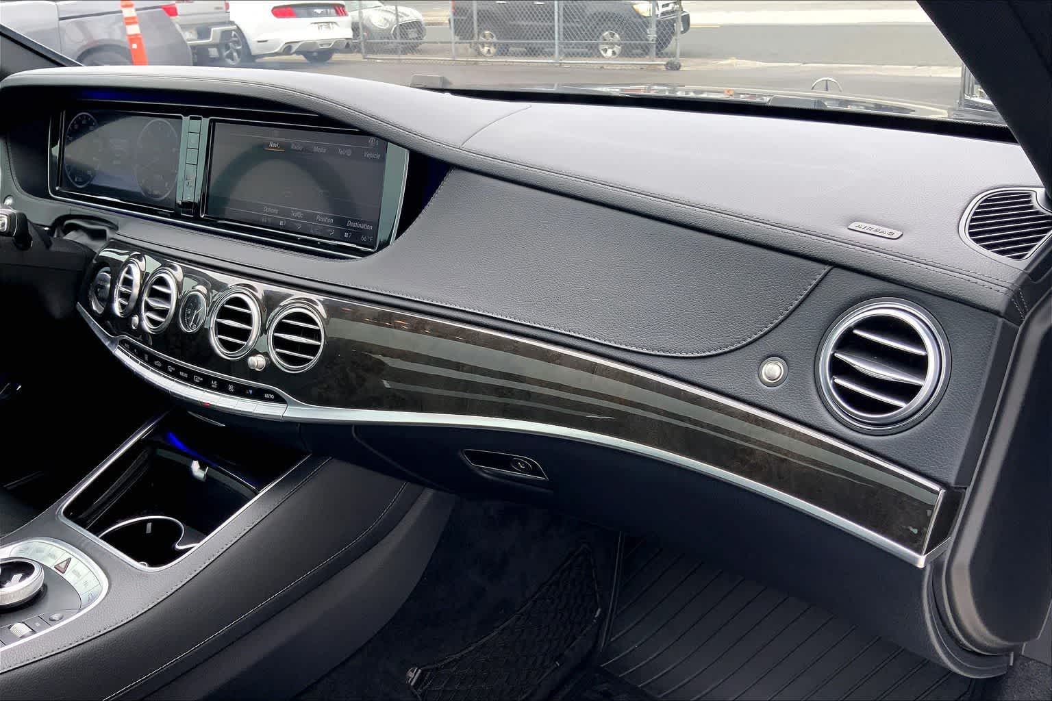 Thumbnail: 2015 Mercedes-Benz S-Class - 23