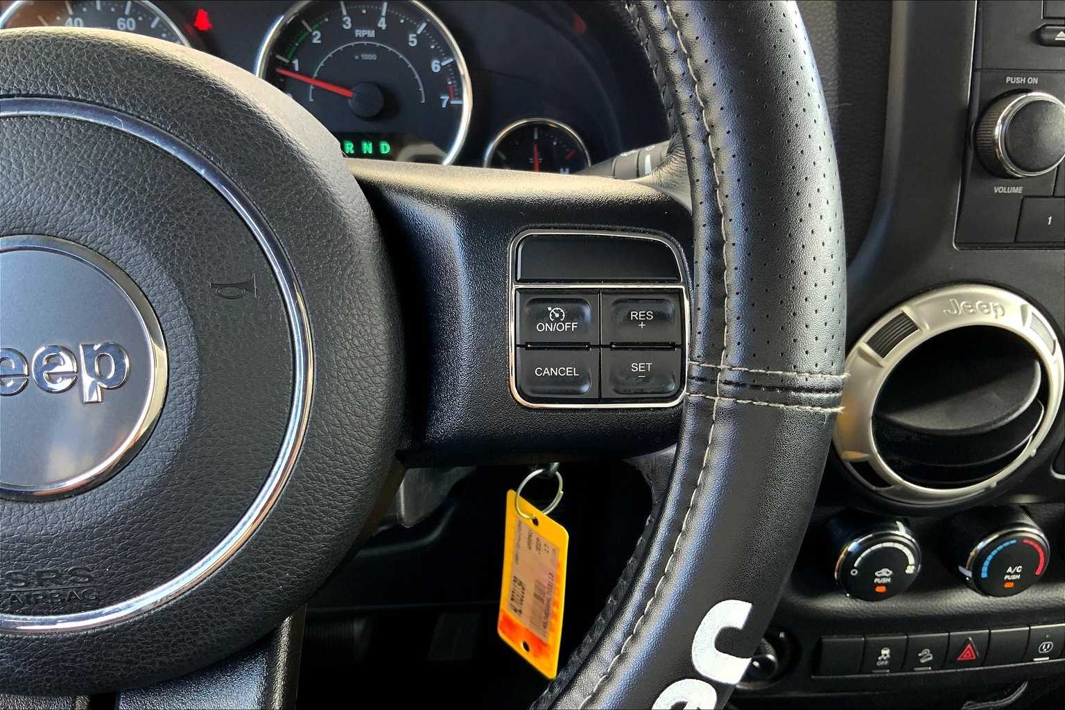 Thumbnail: 2017 Jeep Wrangler - 26