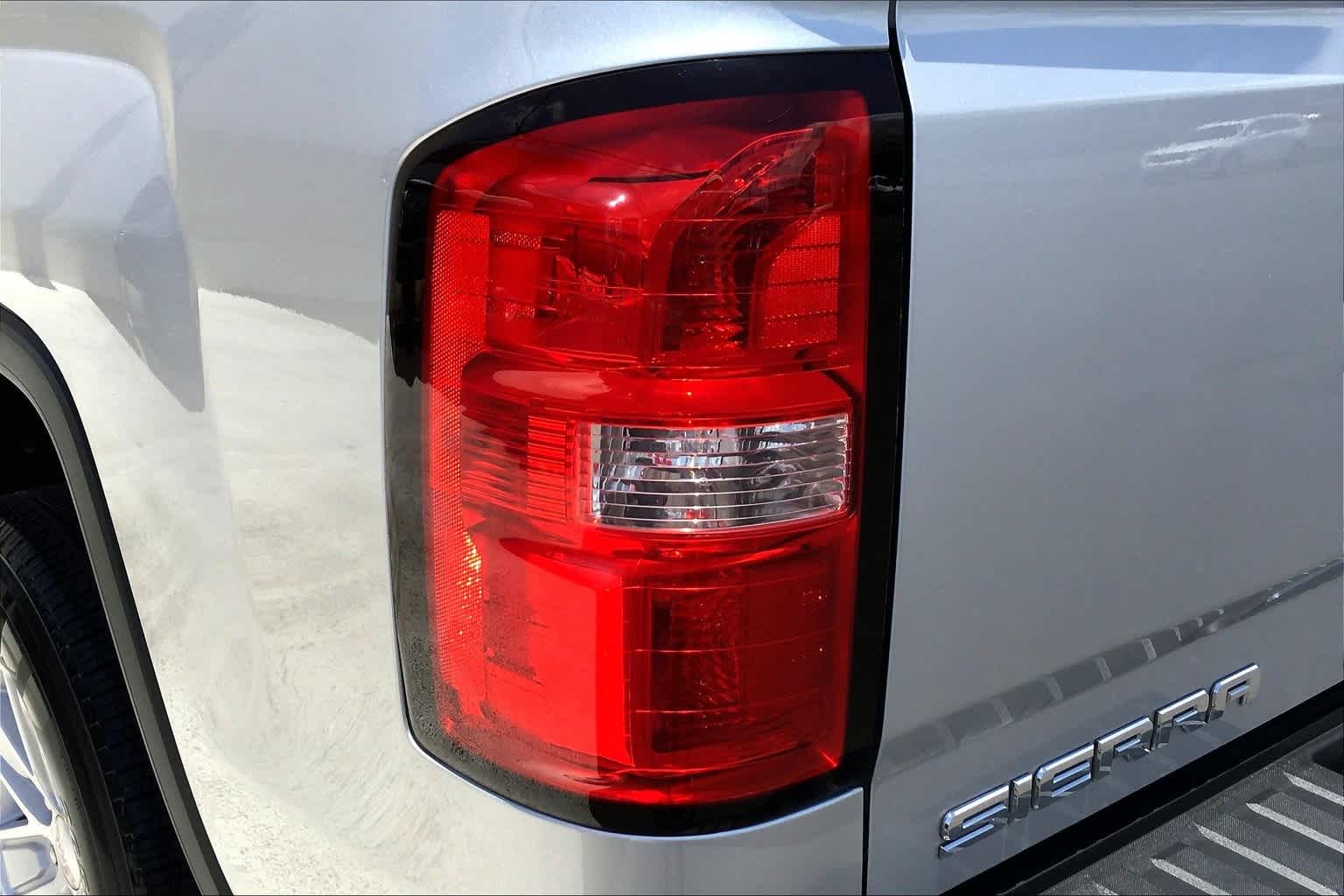 Thumbnail: 2015 GMC Sierra 1500 - 28