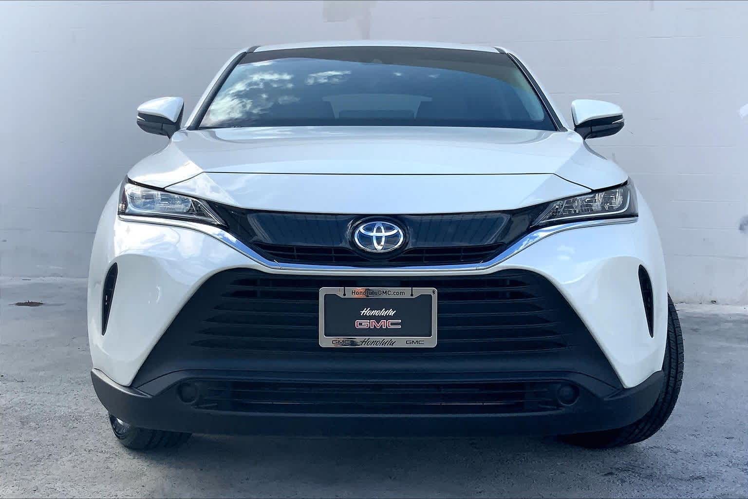 Thumbnail: 2022 Toyota Venza - 6