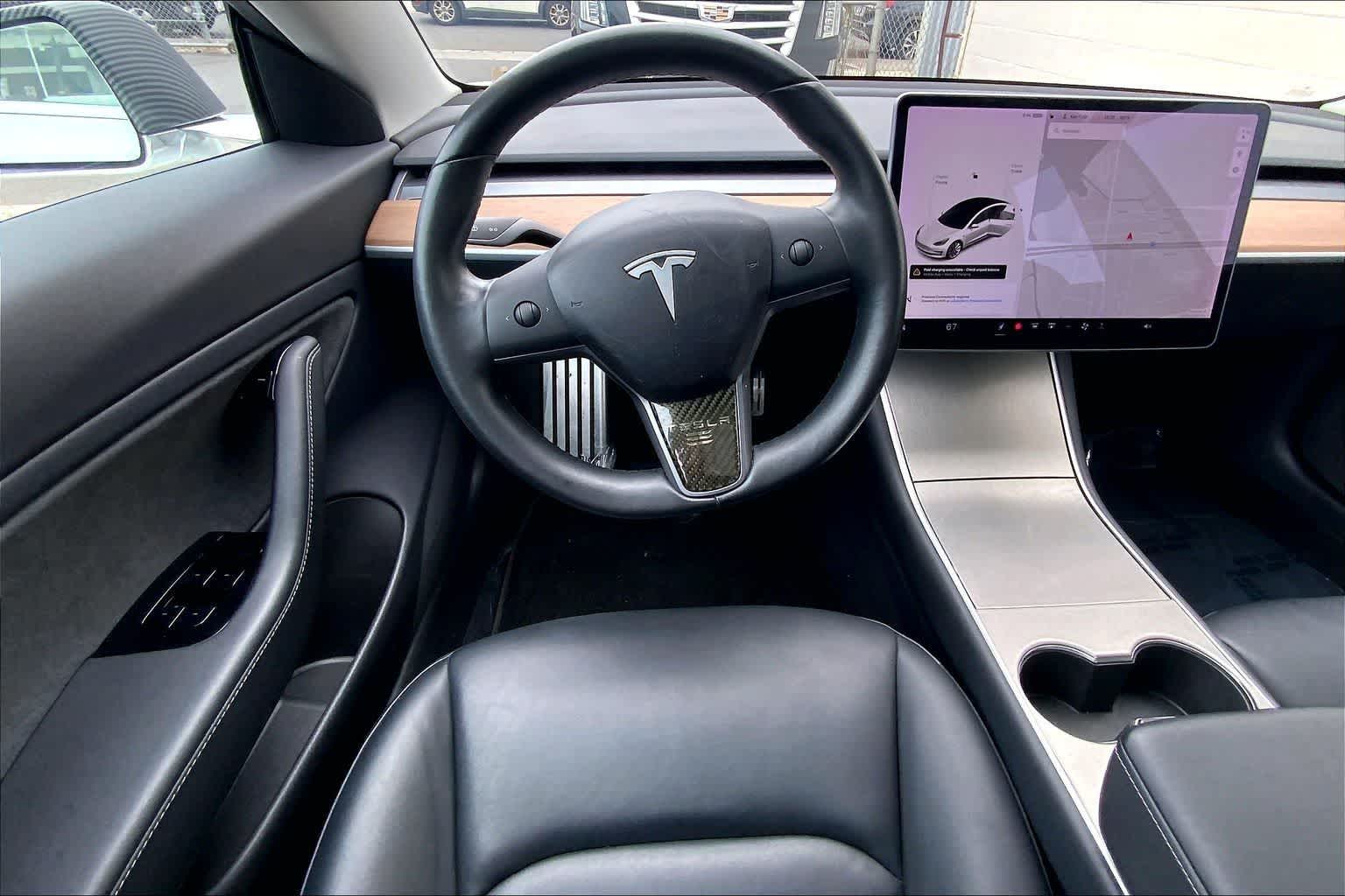 Thumbnail: 2019 Tesla Model 3 - 15