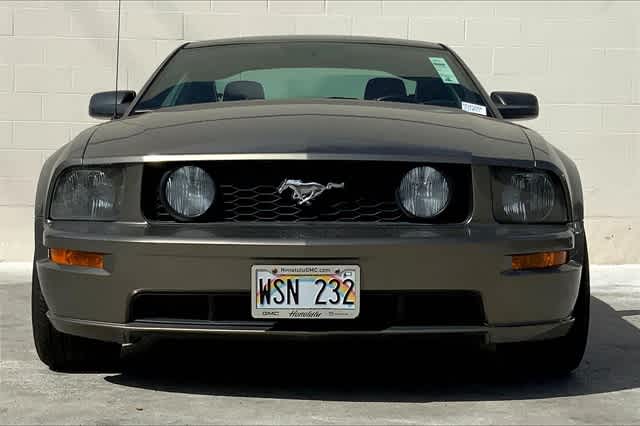 2005 Ford Mustang  7