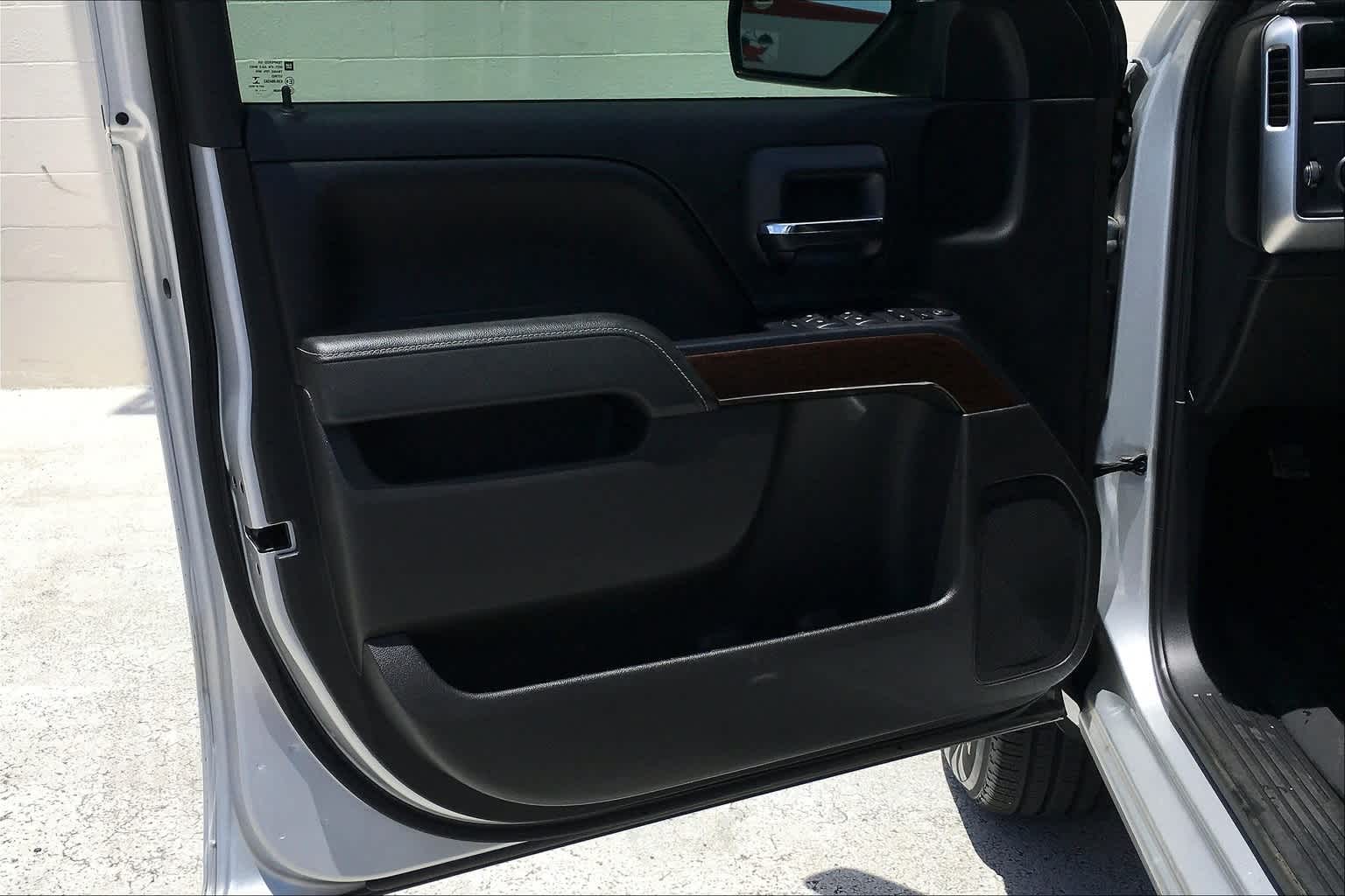 Thumbnail: 2015 GMC Sierra 1500 - 25