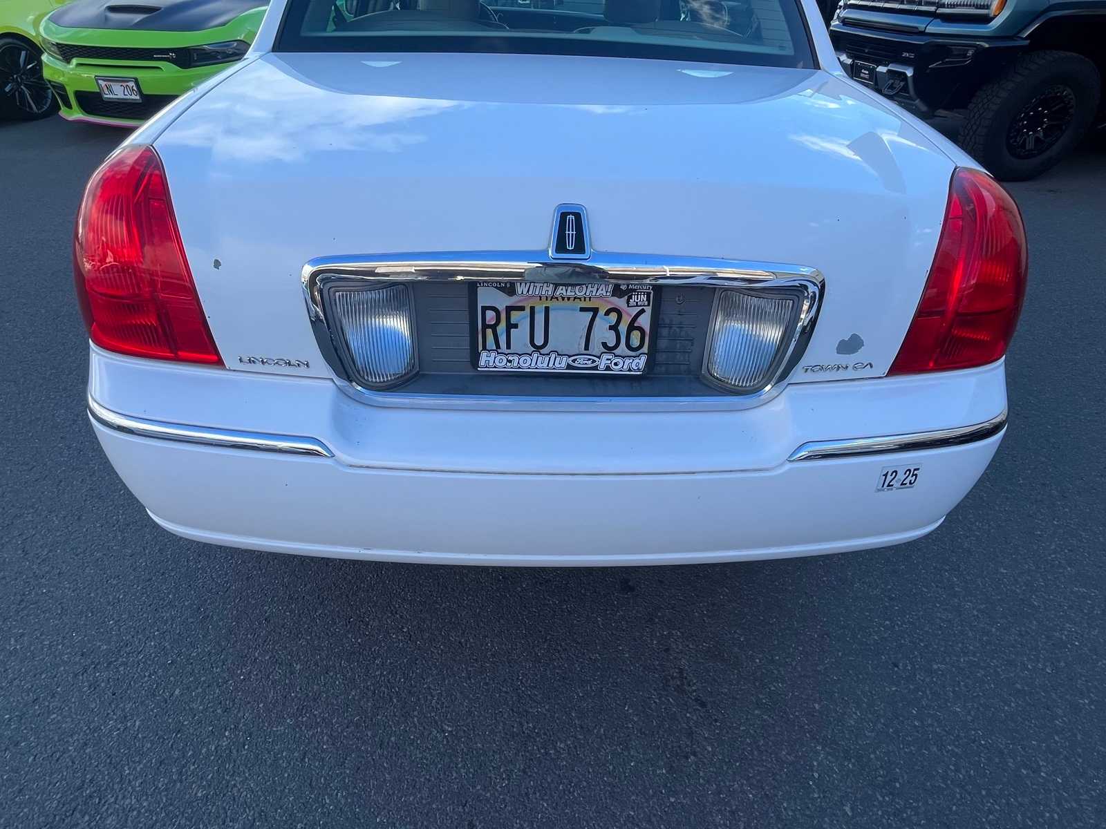 Thumbnail: 2008 Lincoln Town Car - 5