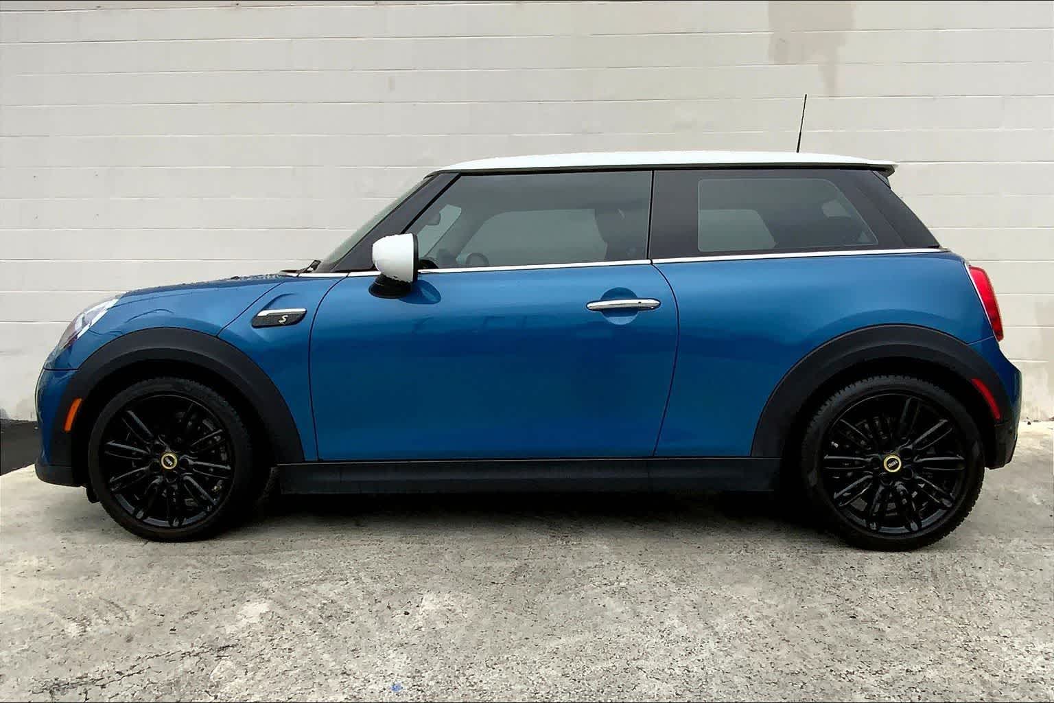 Thumbnail: 2024 MINI Cooper Hardtop - 4