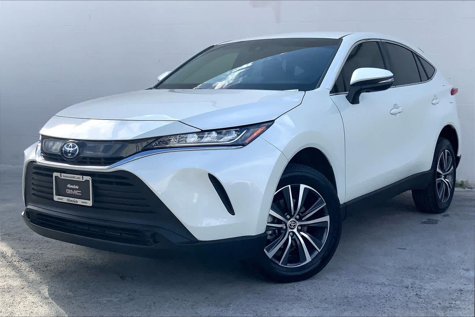 Thumbnail: 2022 Toyota Venza - 1