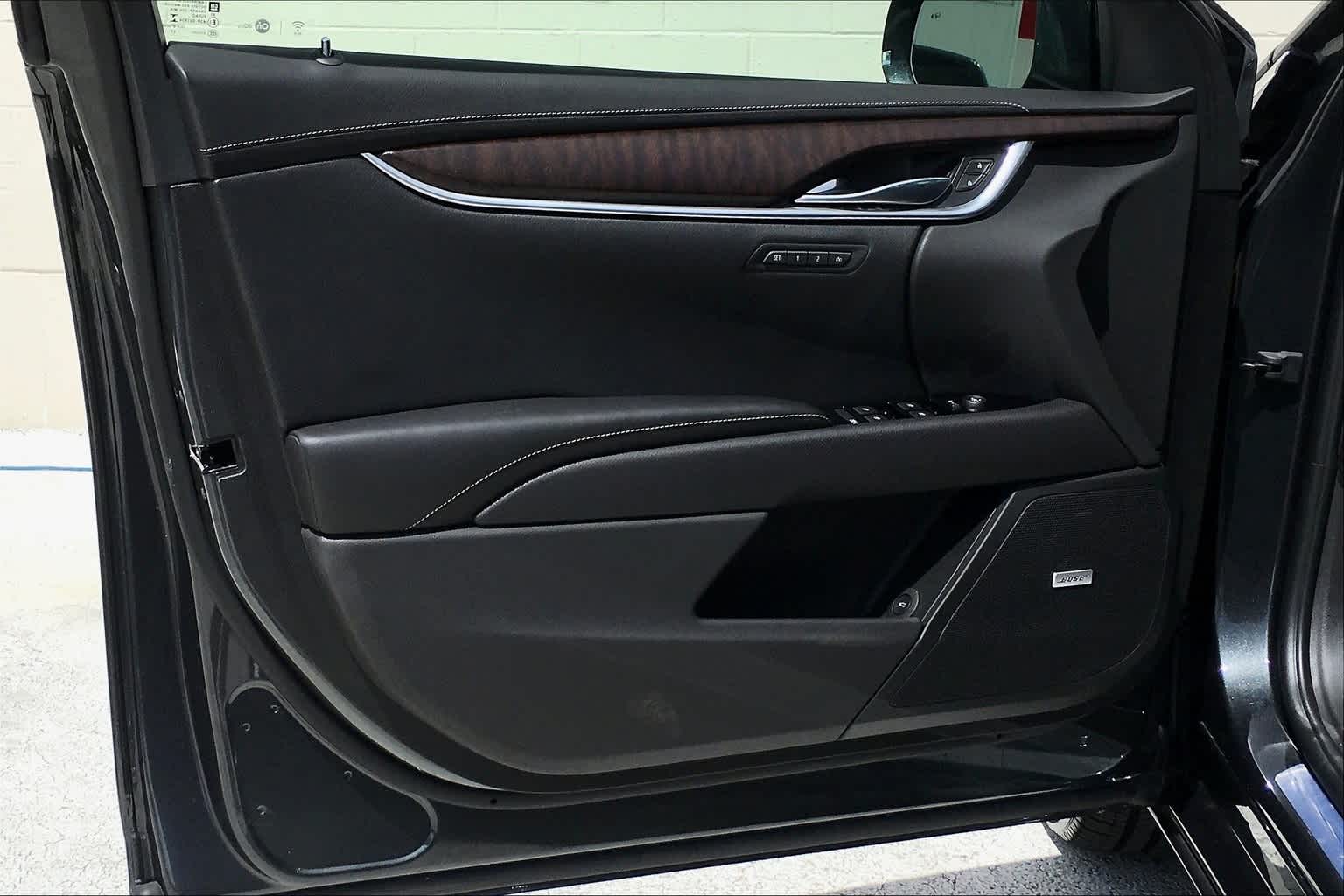 Thumbnail: 2018 Cadillac XTS - 25