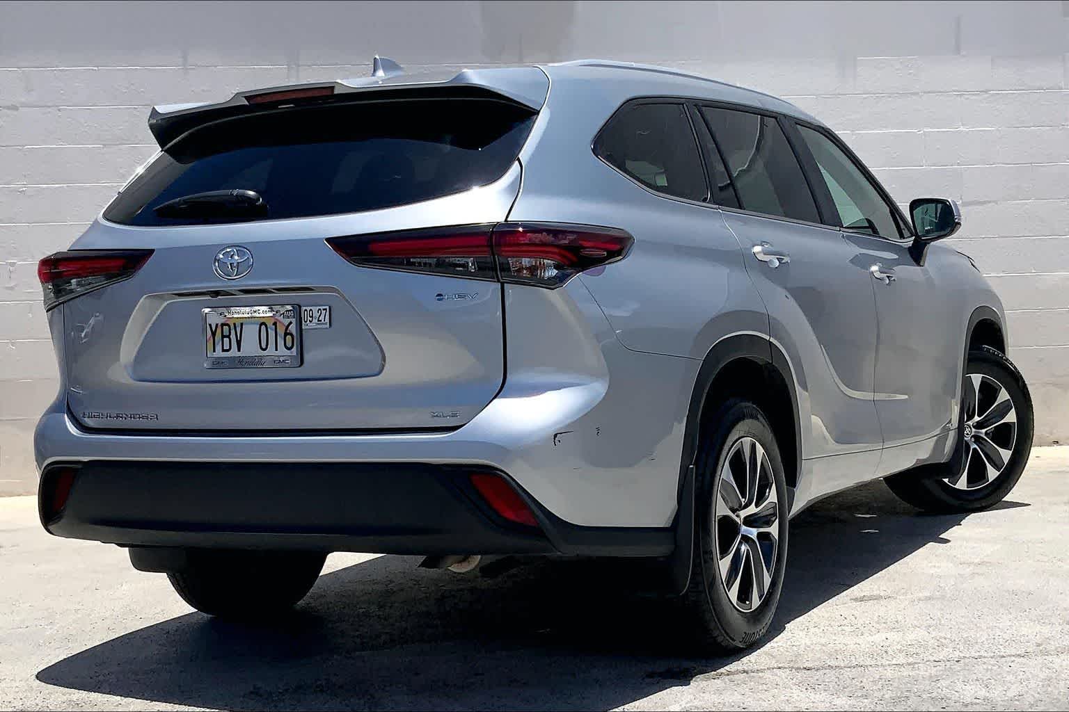 Thumbnail: 2025 Toyota Highlander - 22