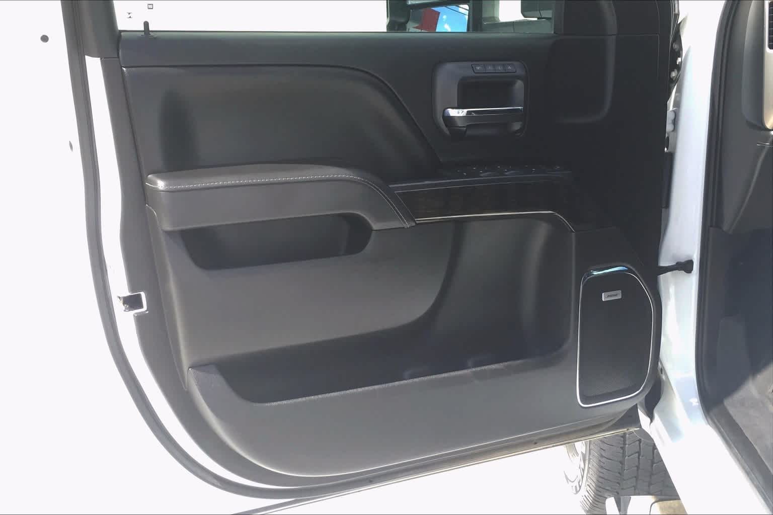 Thumbnail: 2016 GMC Sierra 3500 - 25