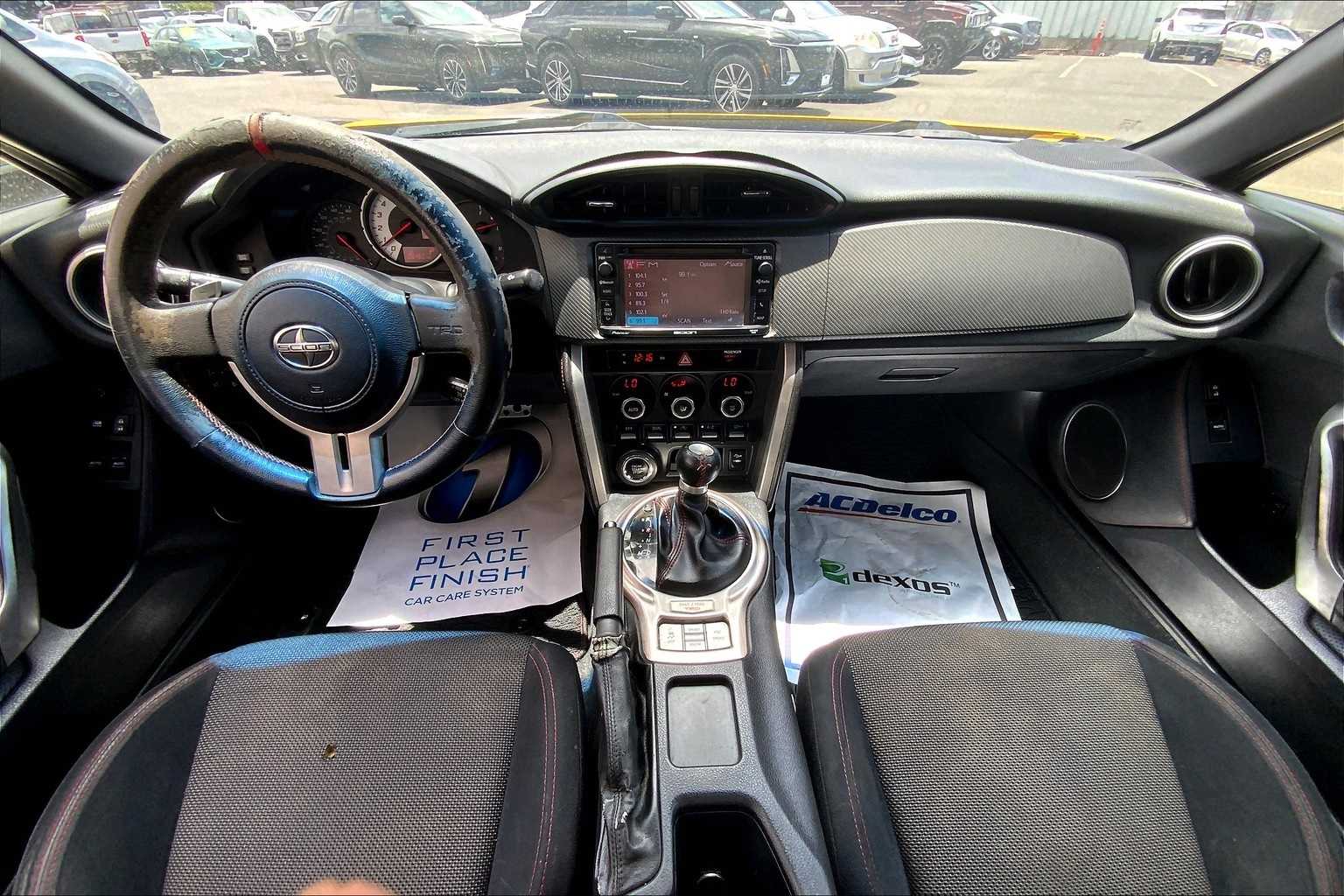 Thumbnail: 2015 Scion FR-S - 11