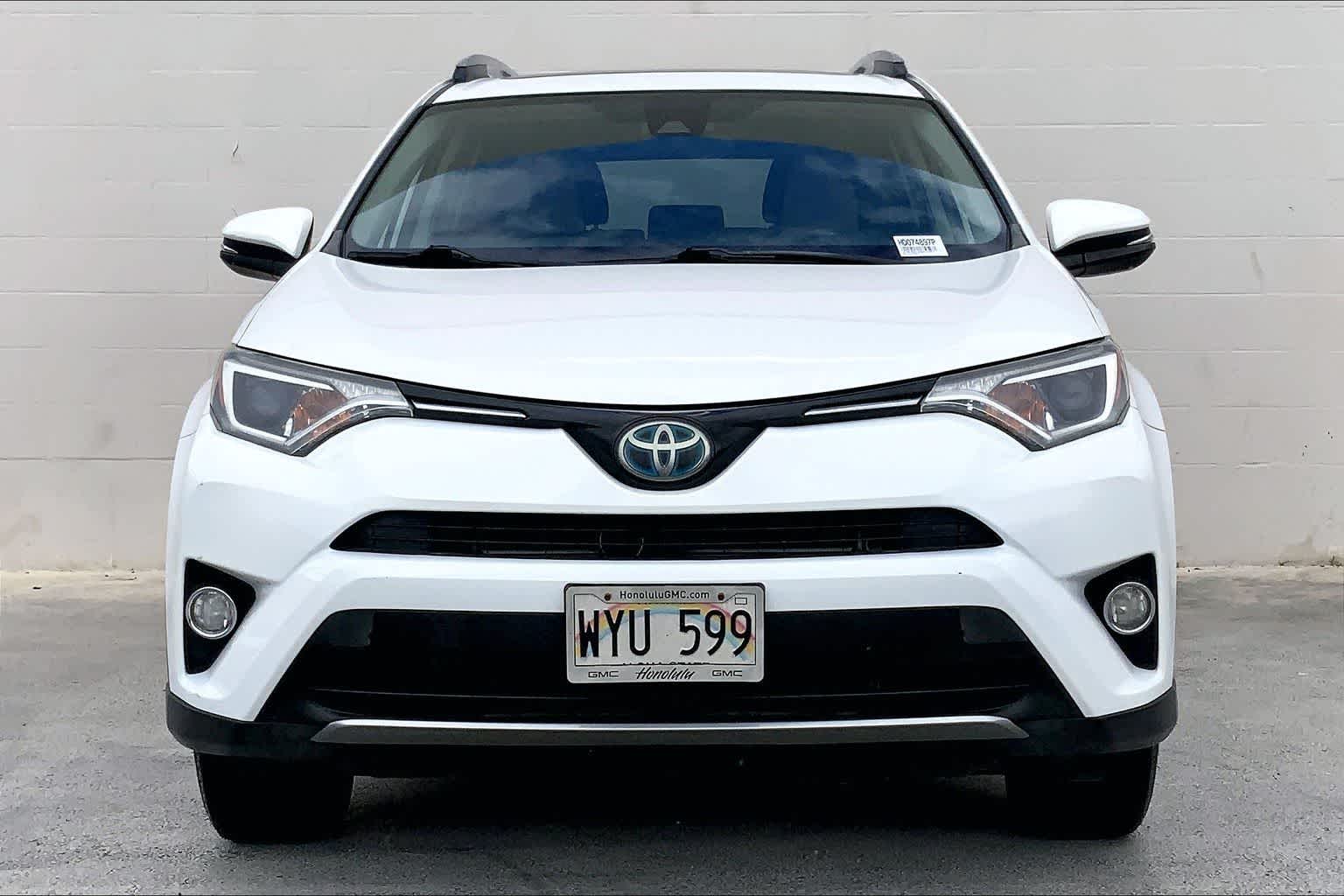 Thumbnail: 2017 Toyota RAV4 - 6