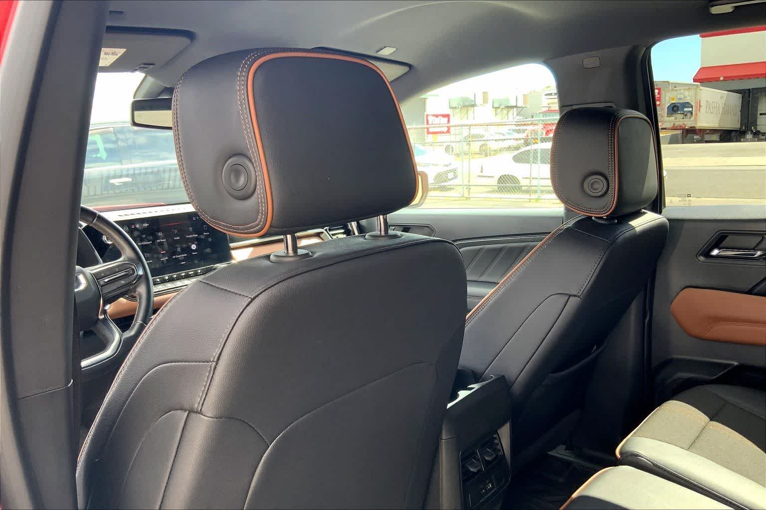 Thumbnail: 2023 GMC Canyon - 13