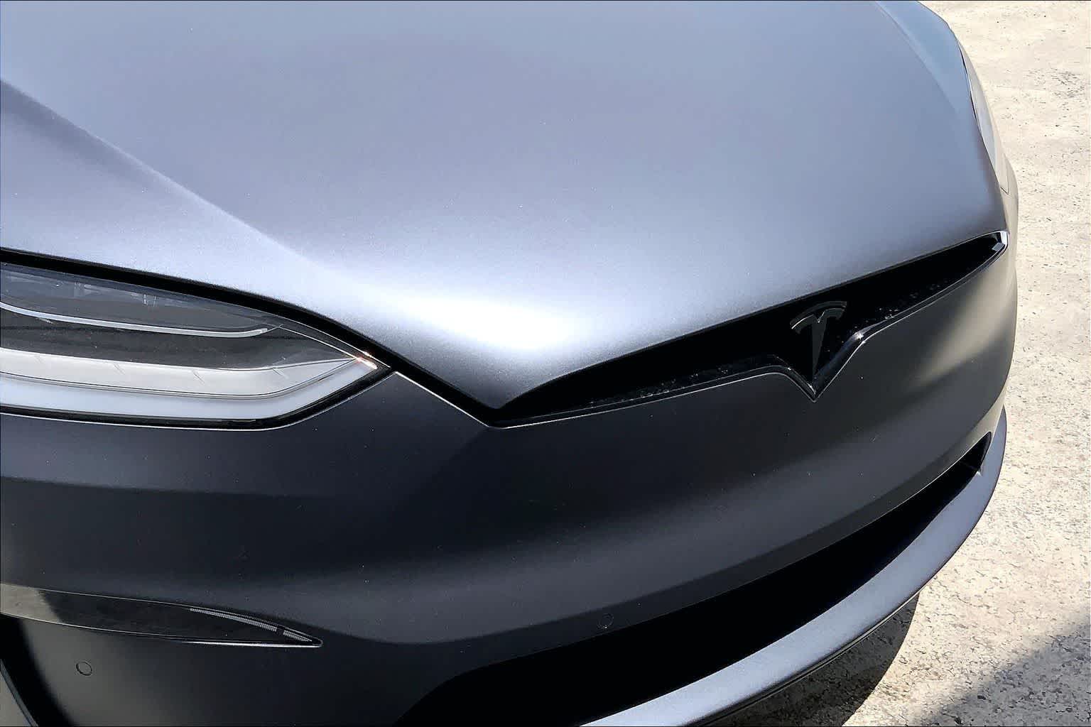 Thumbnail: 2022 Tesla Model X - 34