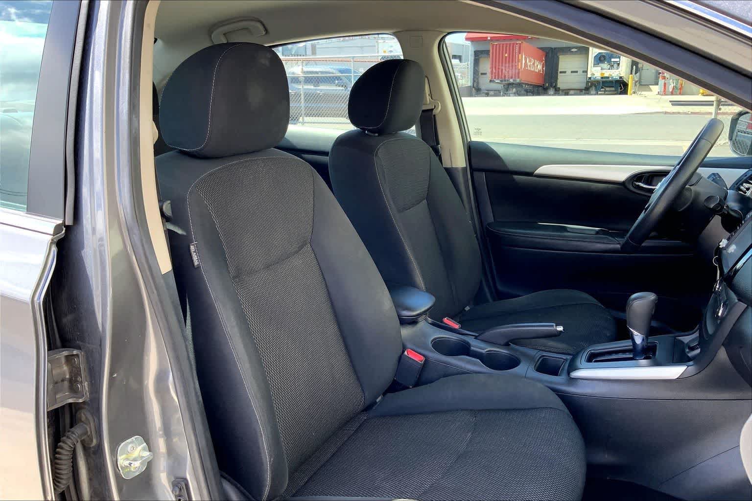 Thumbnail: 2019 Nissan Sentra - 13