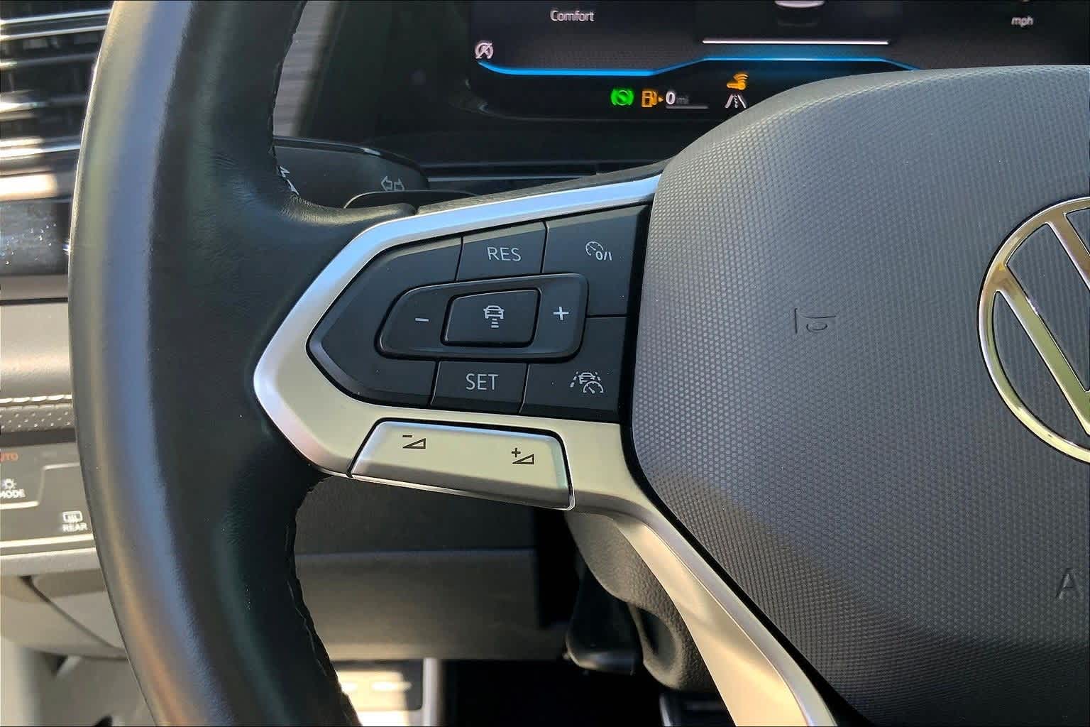 Thumbnail: 2024 Volkswagen Atlas - 25